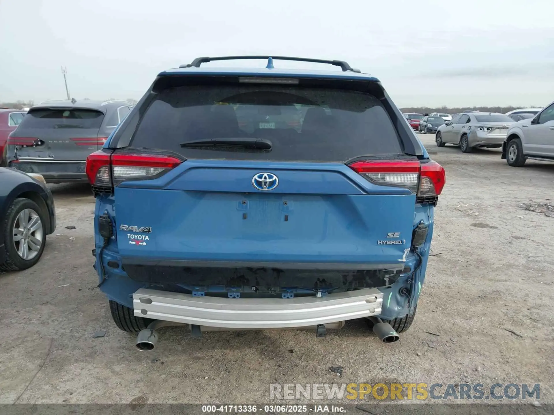 17 Photograph of a damaged car 4T3T6RFV6RU153199 TOYOTA RAV4 HYBRID 2024