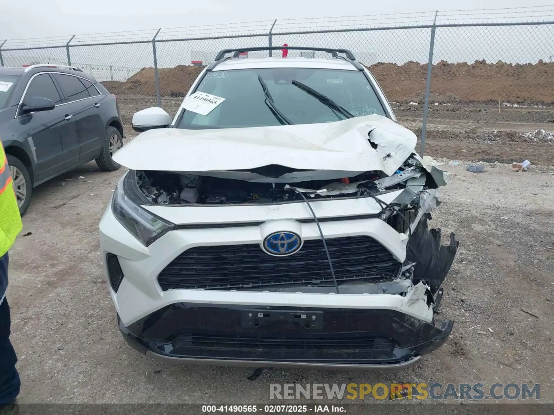 12 Photograph of a damaged car 4T3T6RFV6RU166065 TOYOTA RAV4 HYBRID 2024