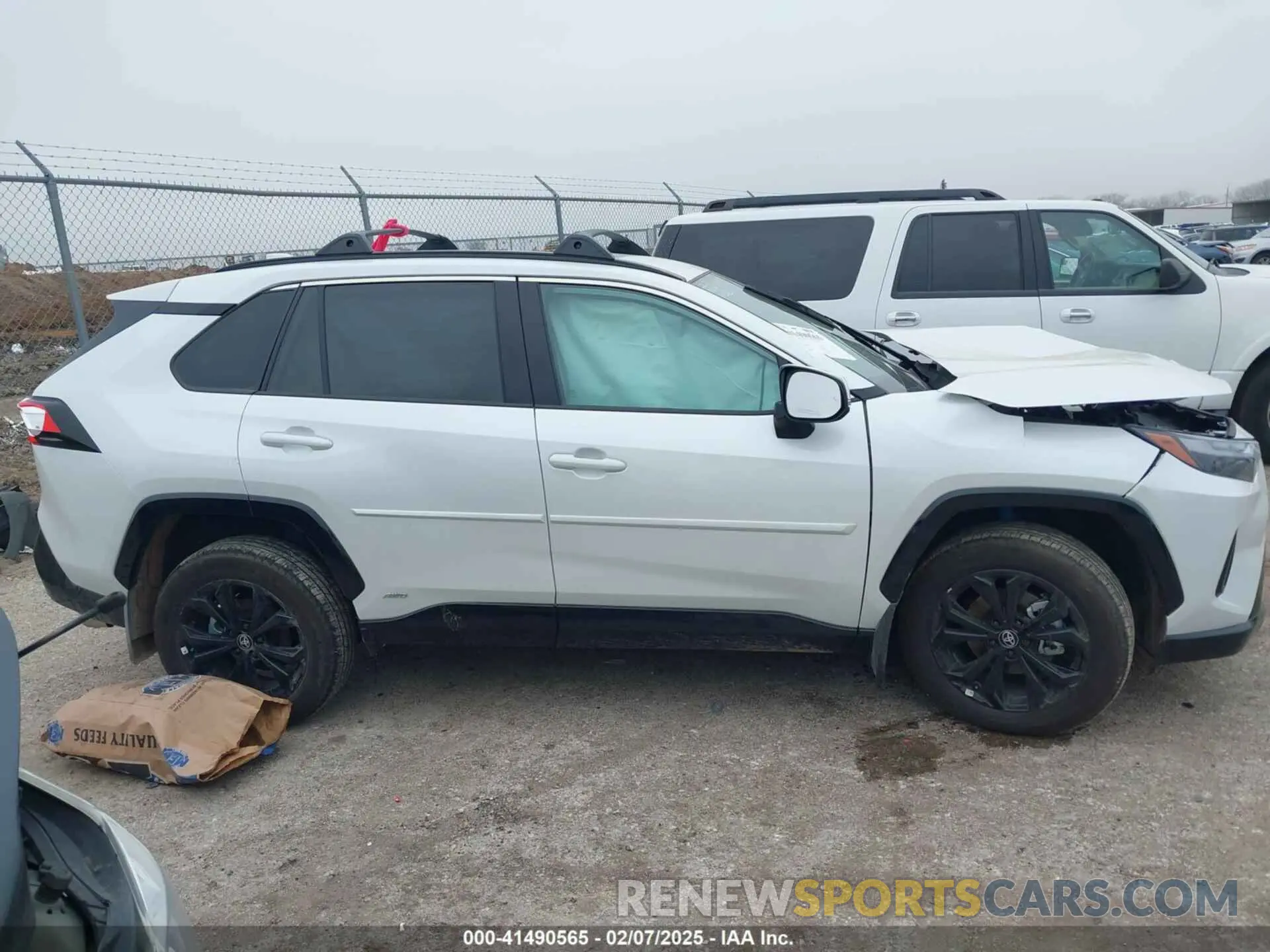 13 Photograph of a damaged car 4T3T6RFV6RU166065 TOYOTA RAV4 HYBRID 2024