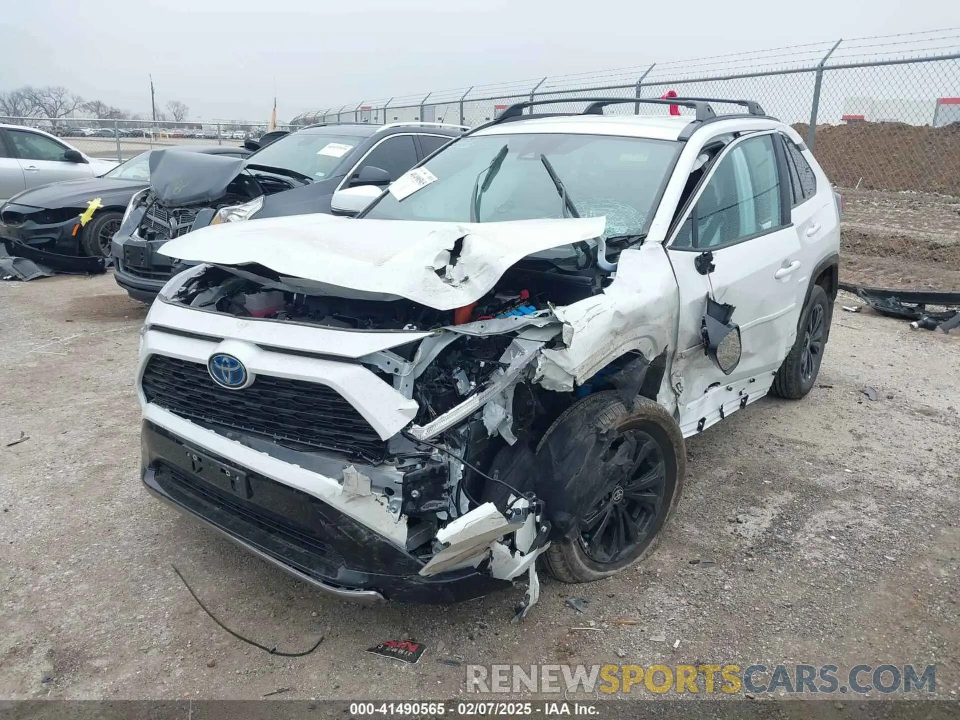 6 Photograph of a damaged car 4T3T6RFV6RU166065 TOYOTA RAV4 HYBRID 2024
