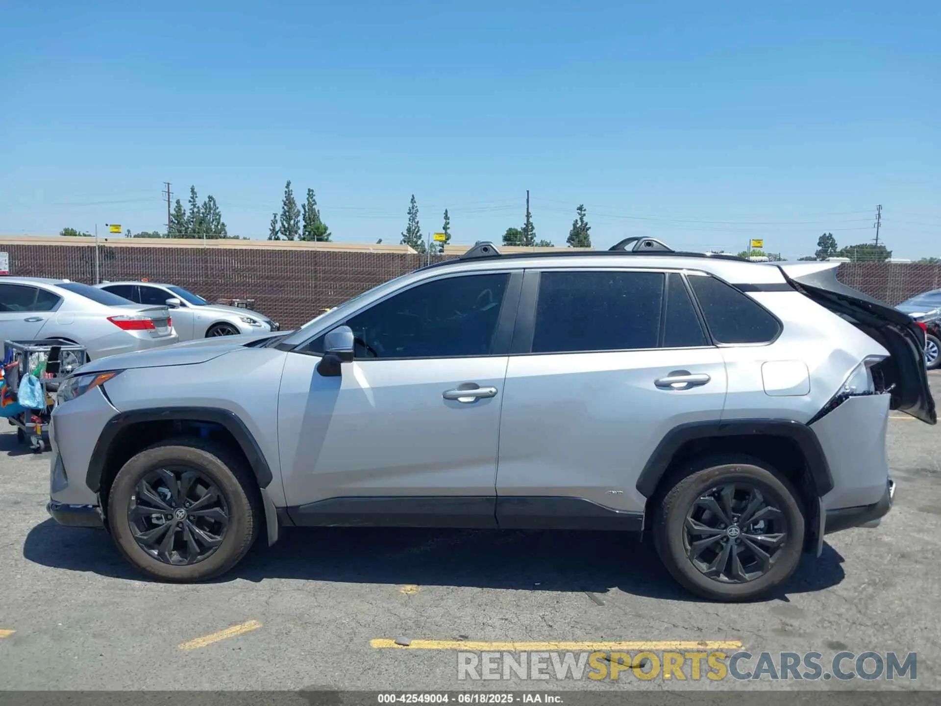 13 Photograph of a damaged car 4T3T6RFV9RU146330 TOYOTA RAV4 HYBRID 2024