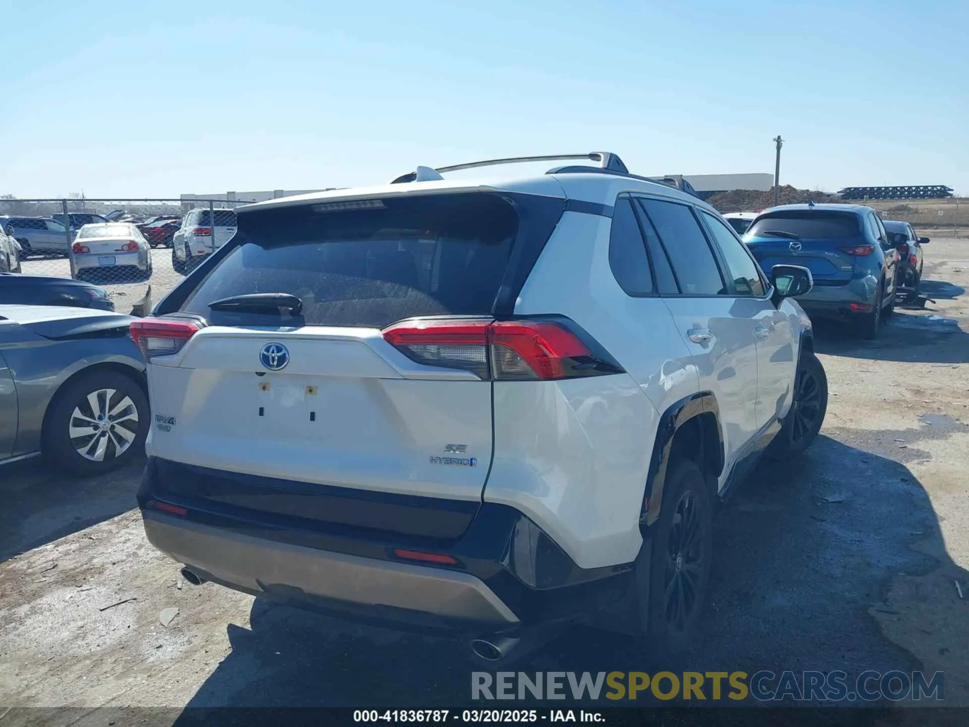 4 Photograph of a damaged car JTM16RFV3RJ042759 TOYOTA RAV4 HYBRID 2024