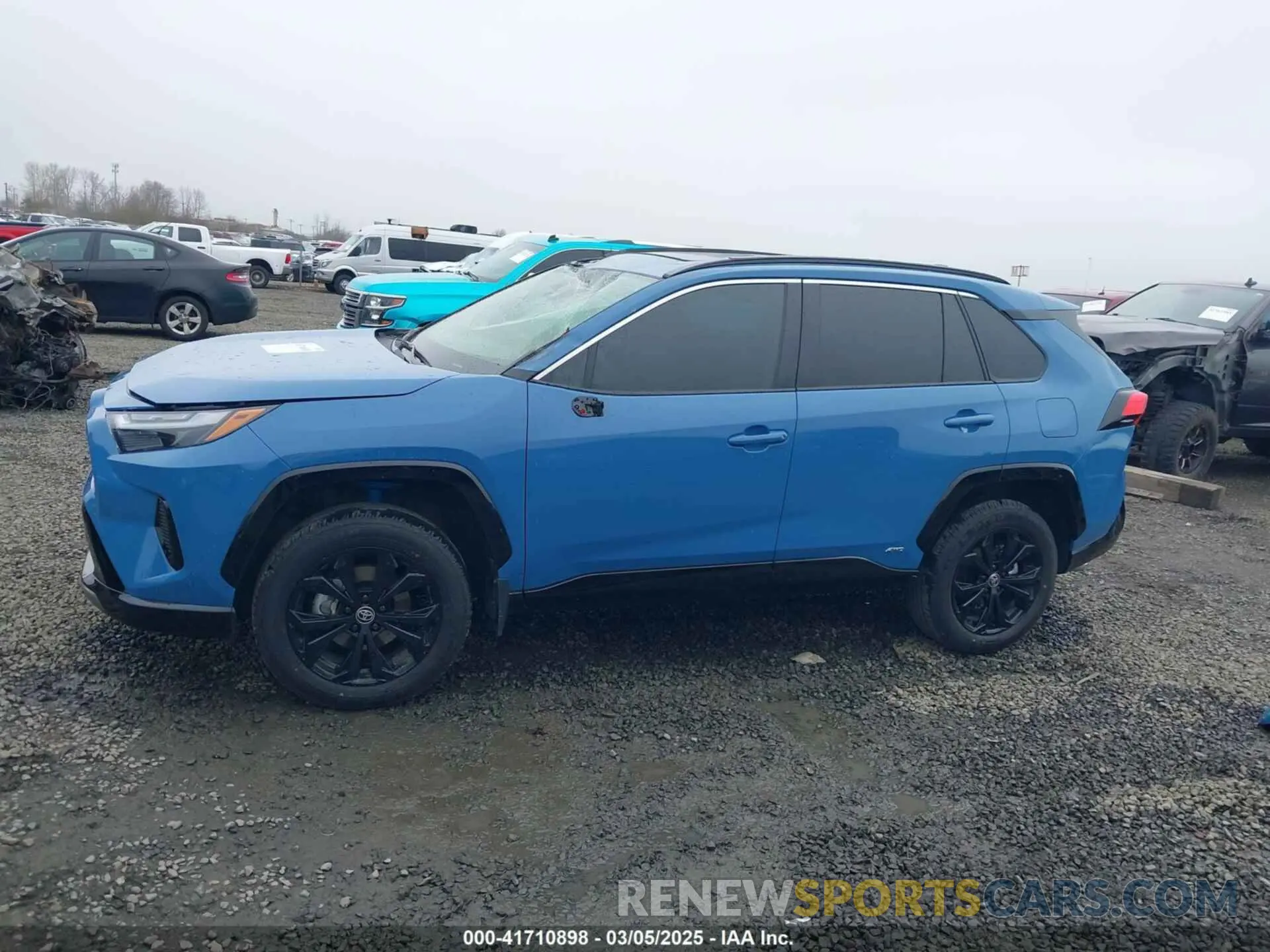 15 Photograph of a damaged car JTM16RFV3RJ044091 TOYOTA RAV4 HYBRID 2024