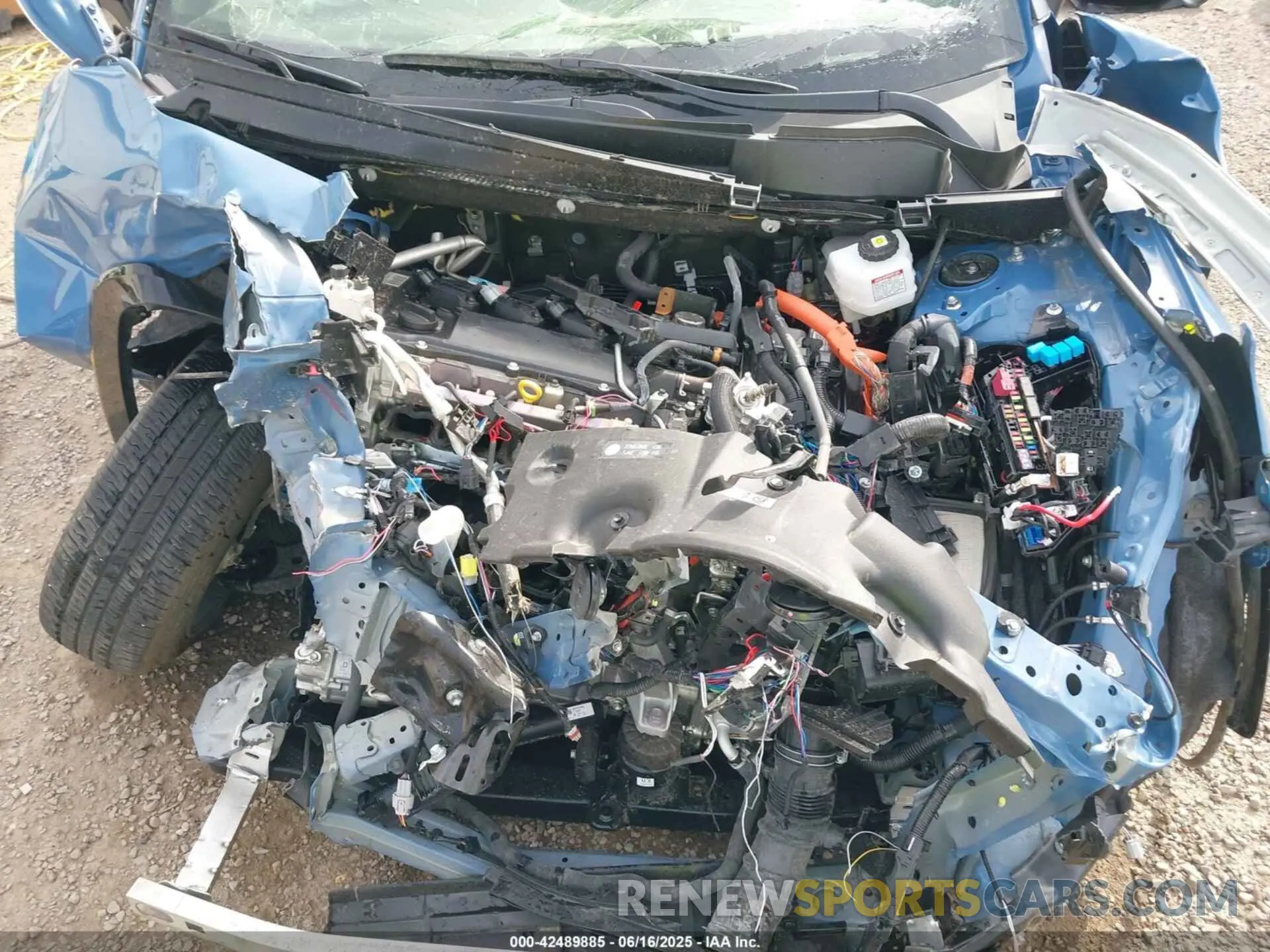 10 Photograph of a damaged car JTM16RFV4RD139533 TOYOTA RAV4 HYBRID 2024