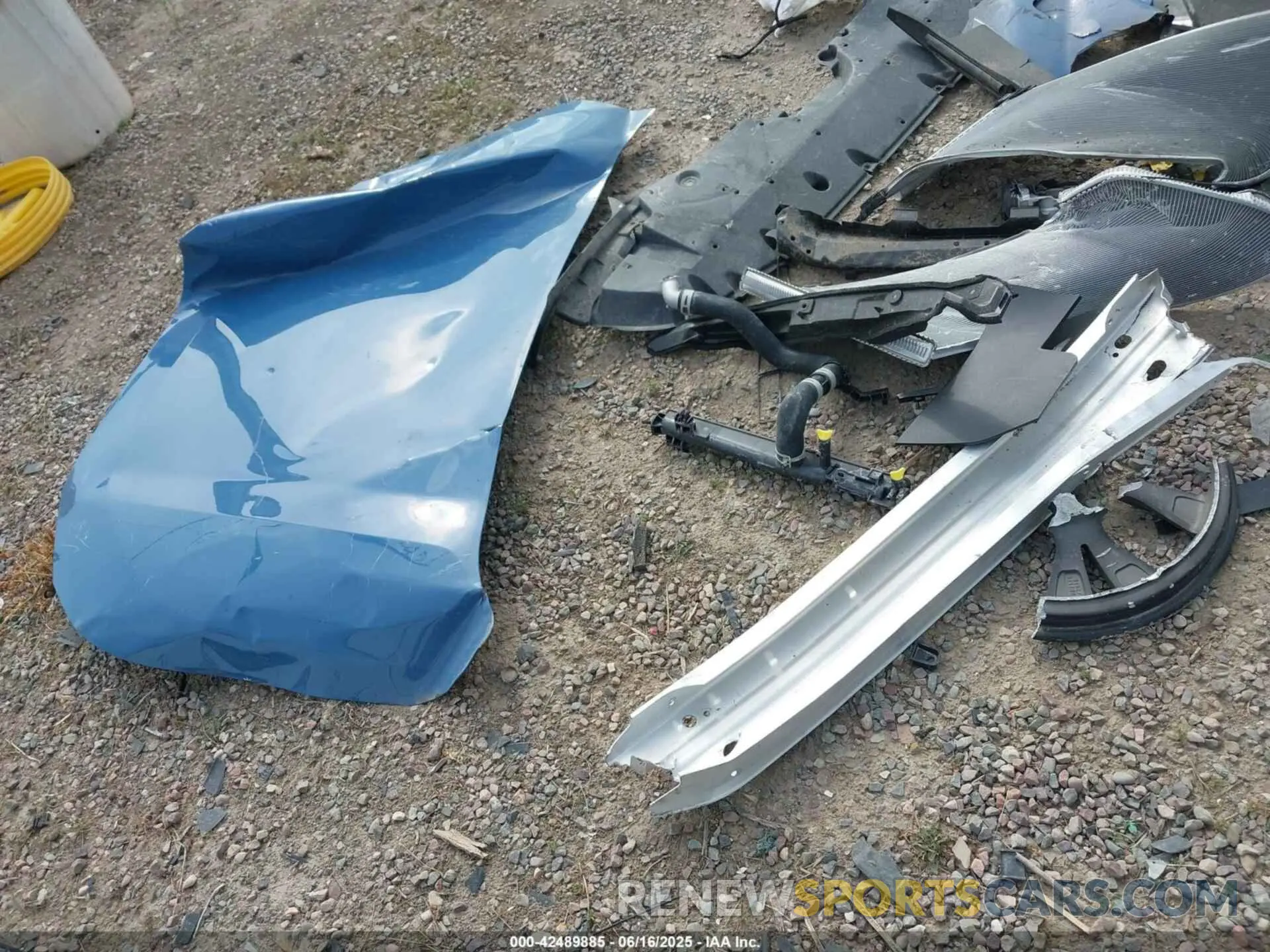 18 Photograph of a damaged car JTM16RFV4RD139533 TOYOTA RAV4 HYBRID 2024