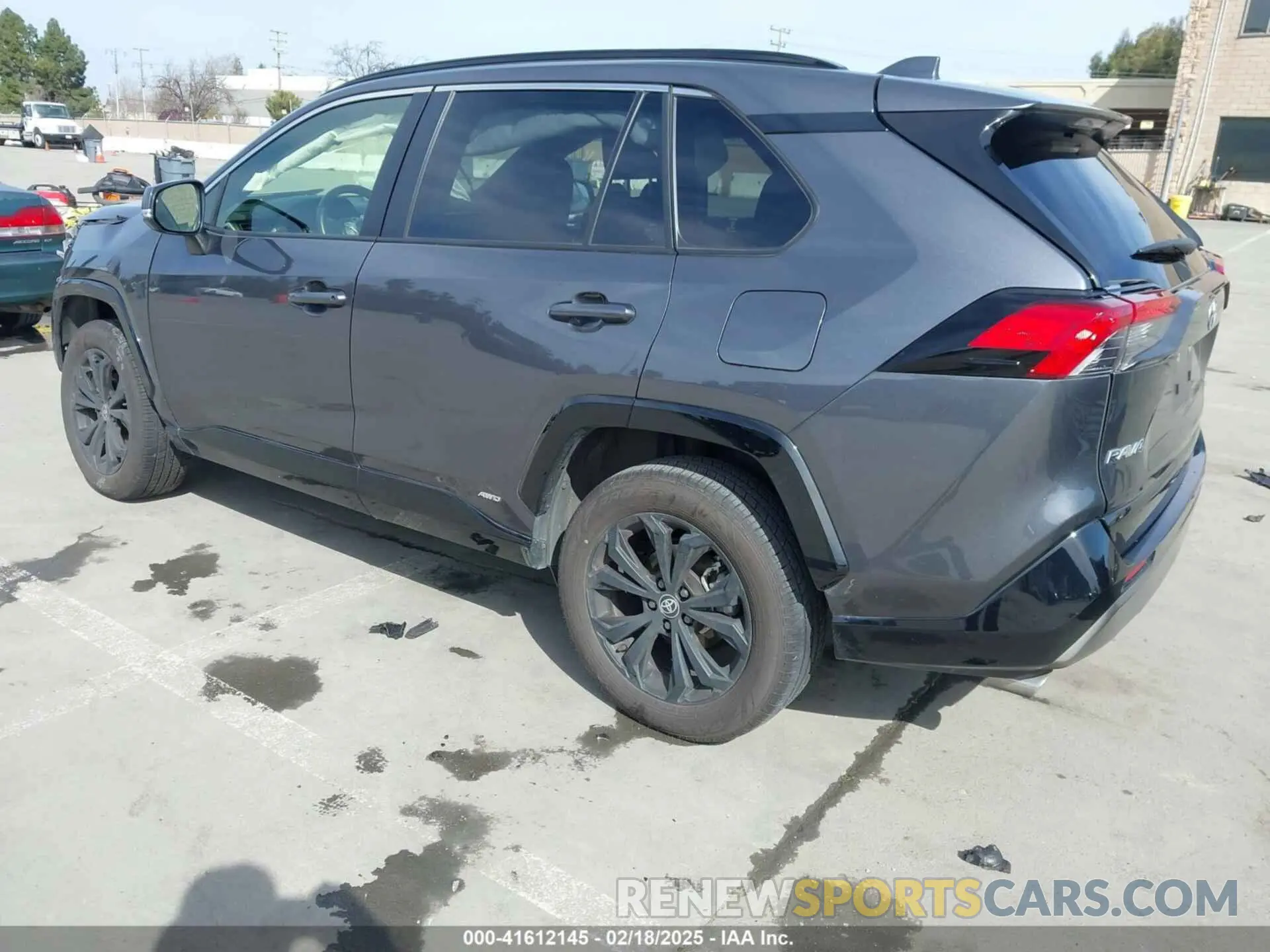 3 Photograph of a damaged car JTM16RFV6RD125746 TOYOTA RAV4 HYBRID 2024