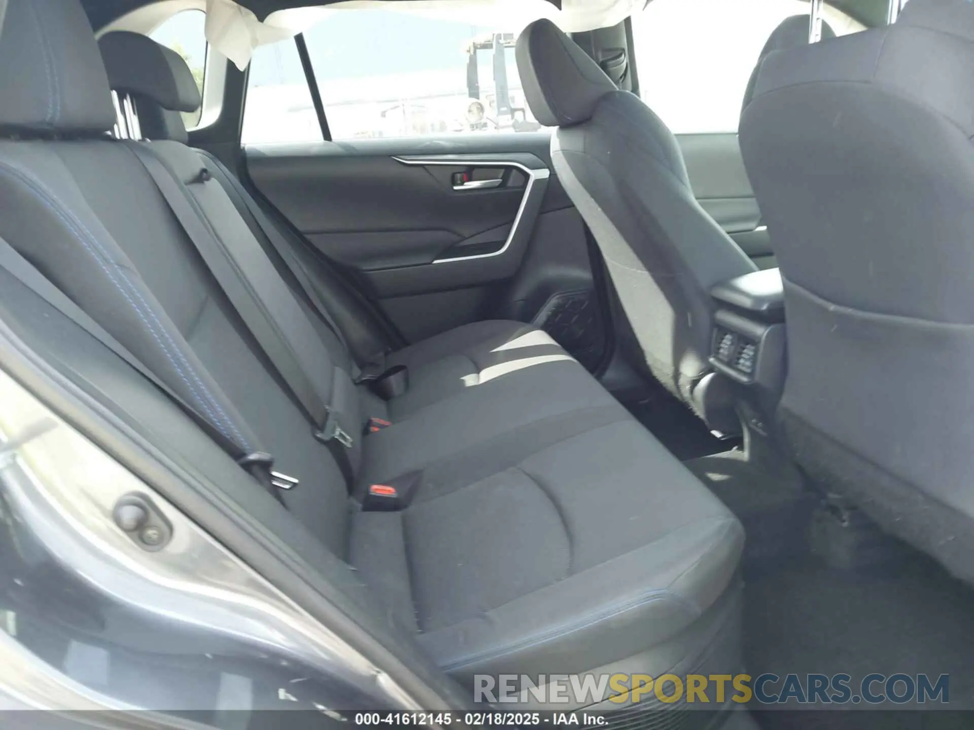 8 Photograph of a damaged car JTM16RFV6RD125746 TOYOTA RAV4 HYBRID 2024