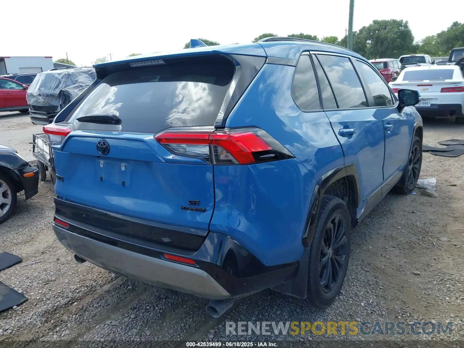 4 Photograph of a damaged car JTM16RFV6RD566647 TOYOTA RAV4 HYBRID 2024