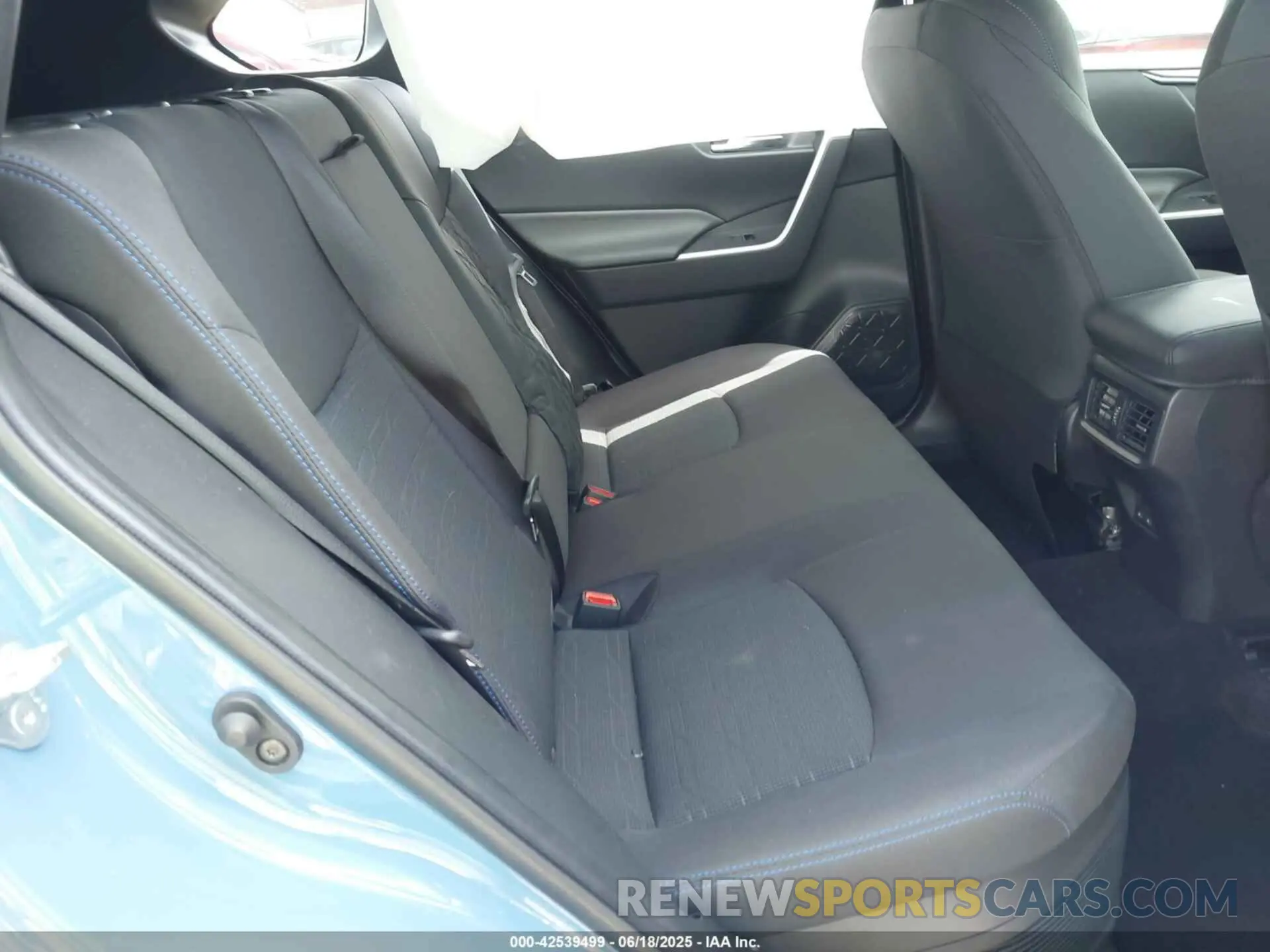 8 Photograph of a damaged car JTM16RFV6RD566647 TOYOTA RAV4 HYBRID 2024
