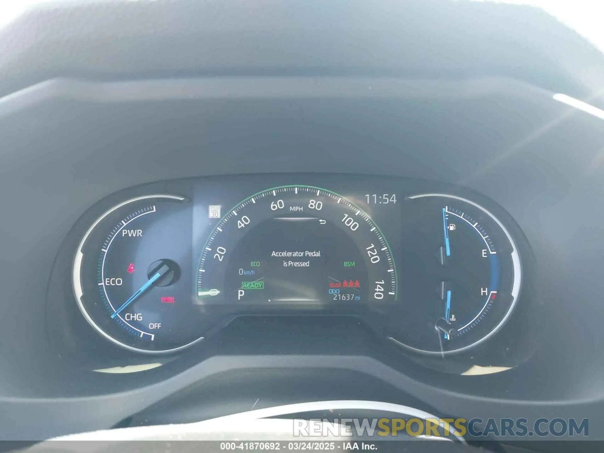 15 Photograph of a damaged car JTMB6RFV0RD126685 TOYOTA RAV4 HYBRID 2024