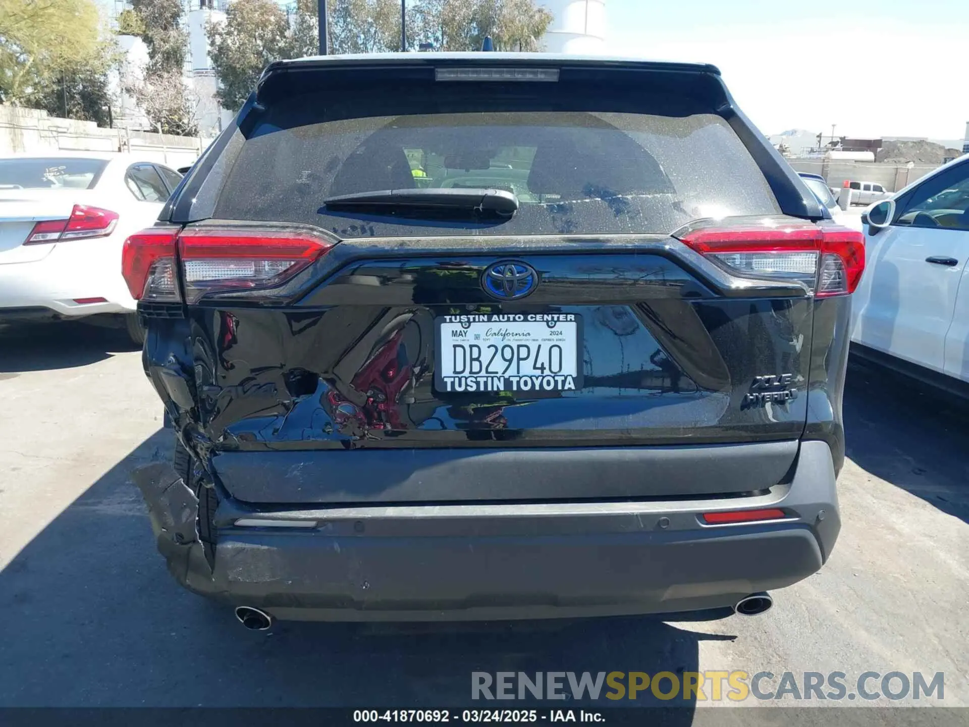 16 Photograph of a damaged car JTMB6RFV0RD126685 TOYOTA RAV4 HYBRID 2024