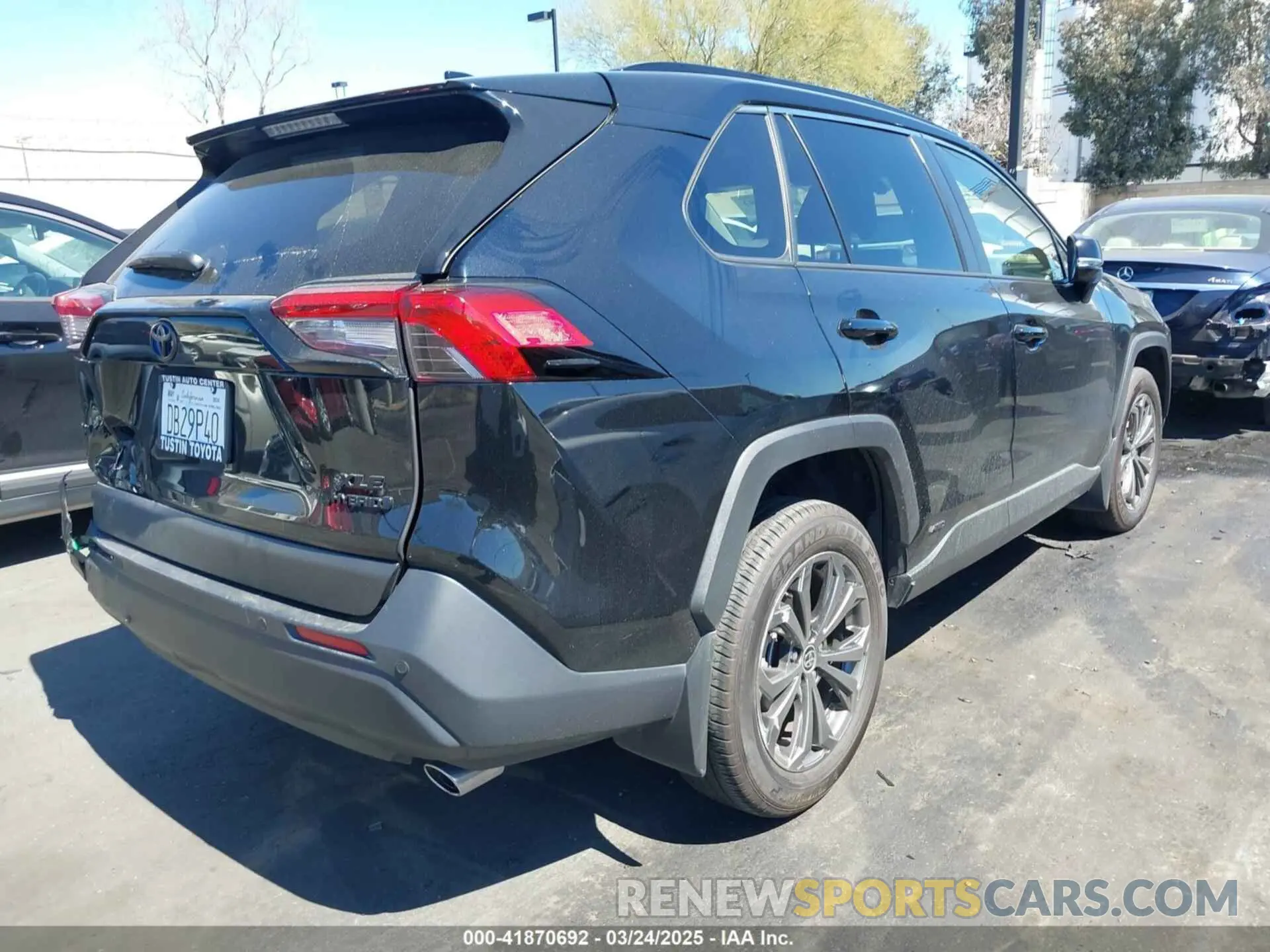 4 Photograph of a damaged car JTMB6RFV0RD126685 TOYOTA RAV4 HYBRID 2024