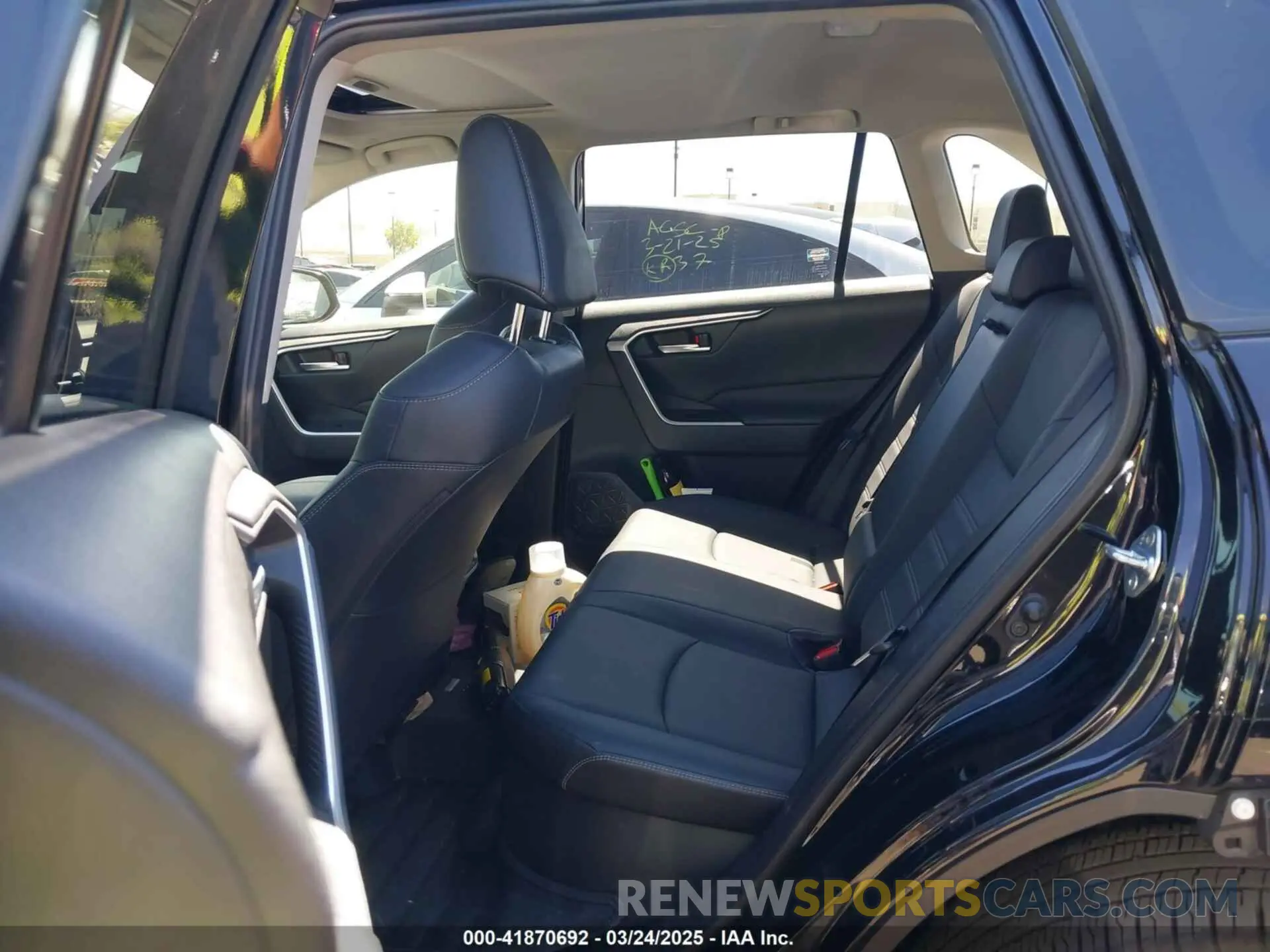 8 Photograph of a damaged car JTMB6RFV0RD126685 TOYOTA RAV4 HYBRID 2024