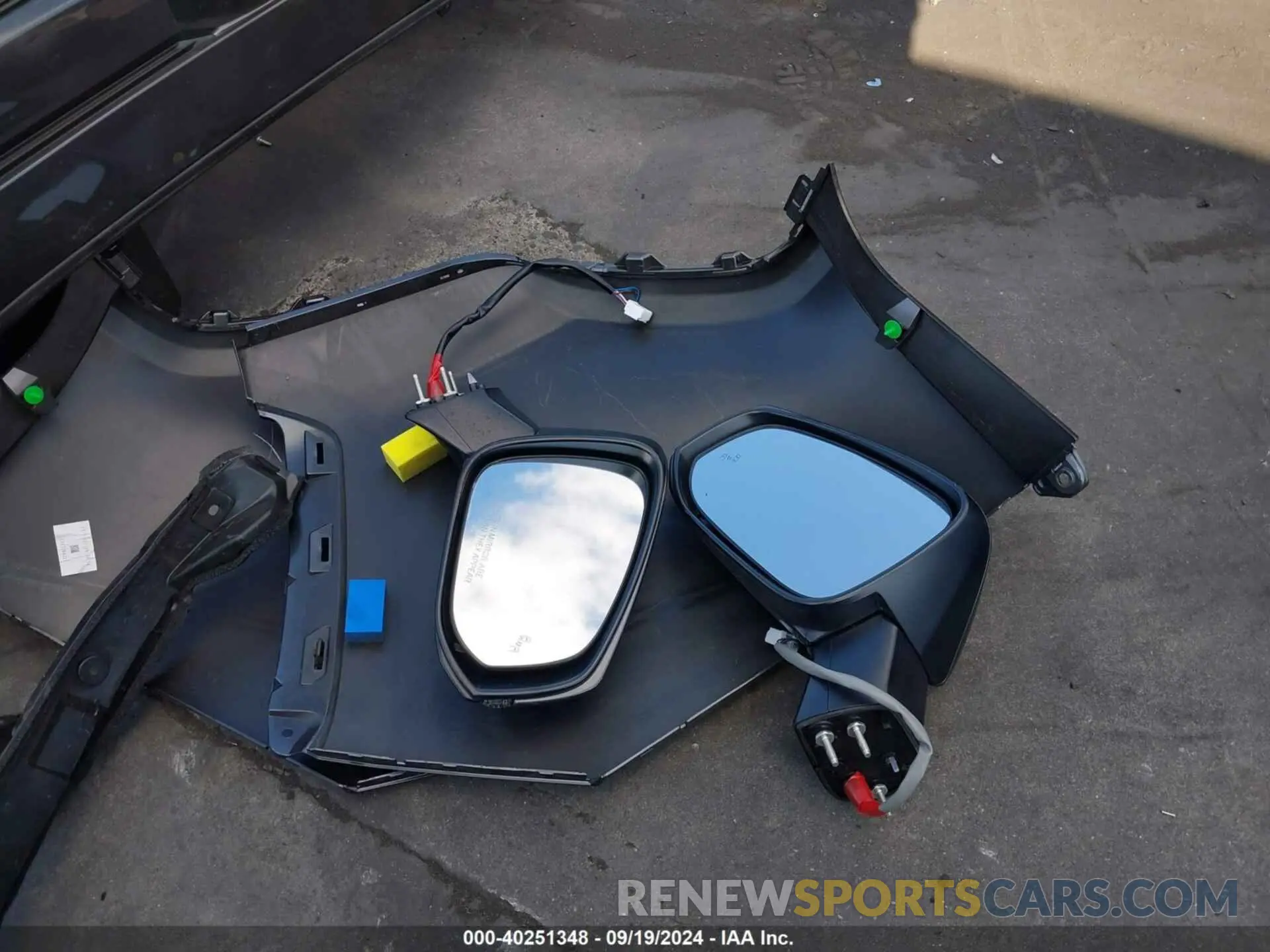 20 Photograph of a damaged car JTMB6RFV0RJ044392 TOYOTA RAV4 HYBRID 2024