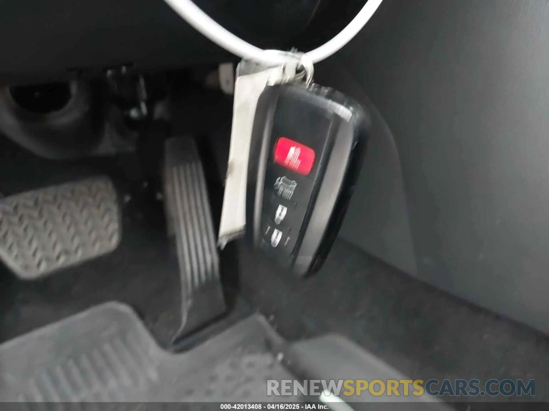 11 Photograph of a damaged car JTMB6RFV5RD117173 TOYOTA RAV4 HYBRID 2024