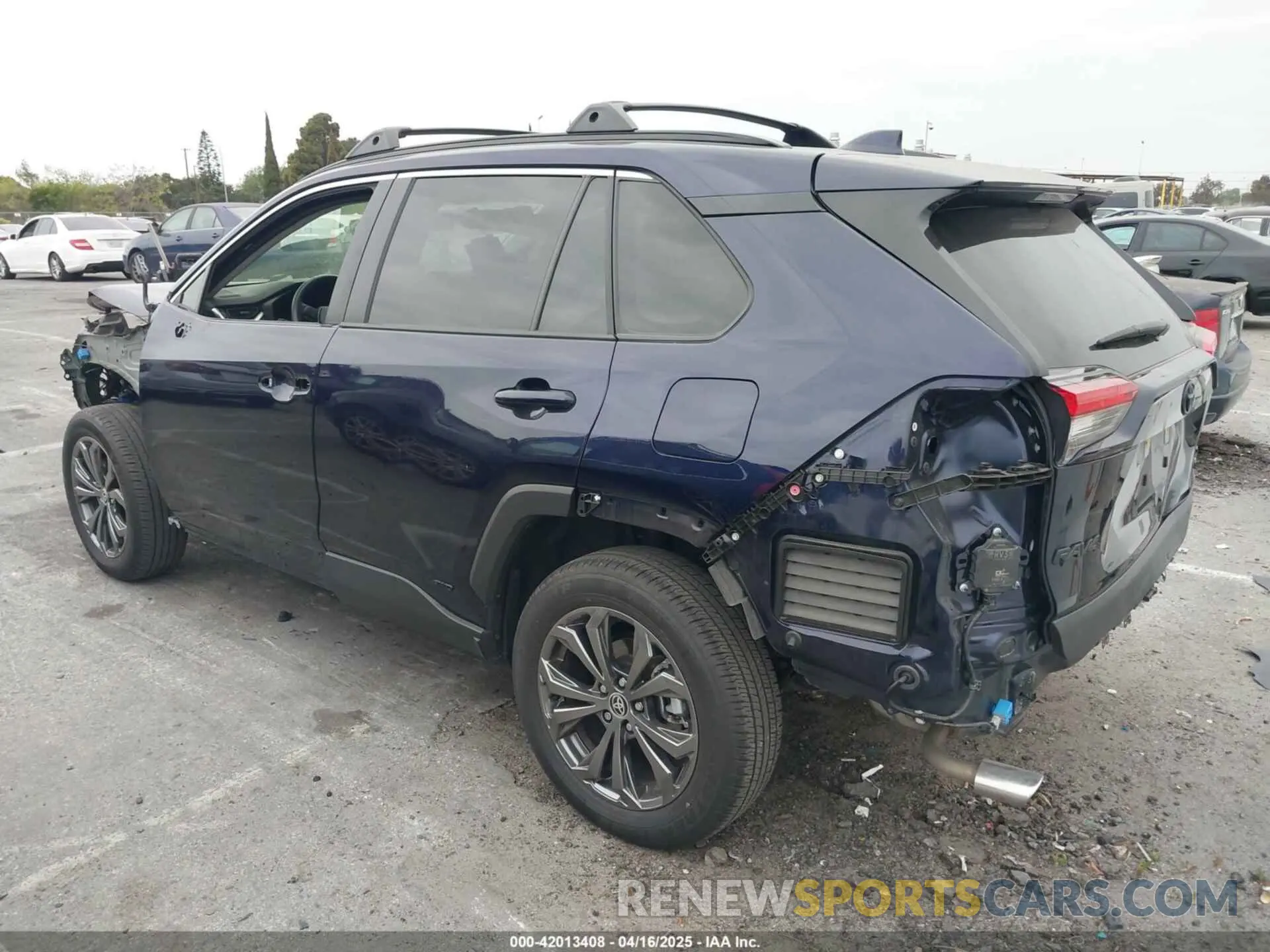 3 Photograph of a damaged car JTMB6RFV5RD117173 TOYOTA RAV4 HYBRID 2024