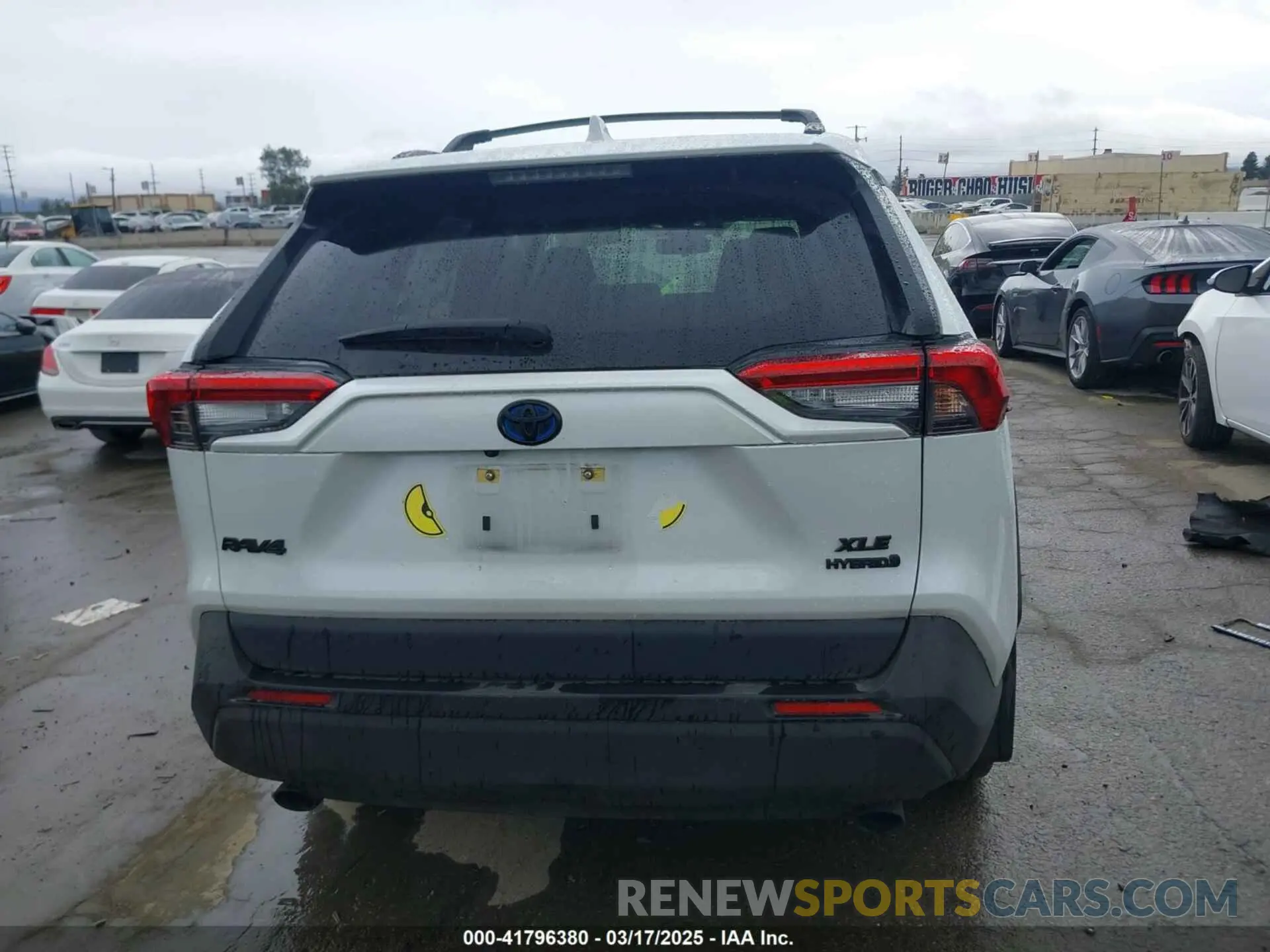 16 Photograph of a damaged car JTMB6RFV6RJ044977 TOYOTA RAV4 HYBRID 2024