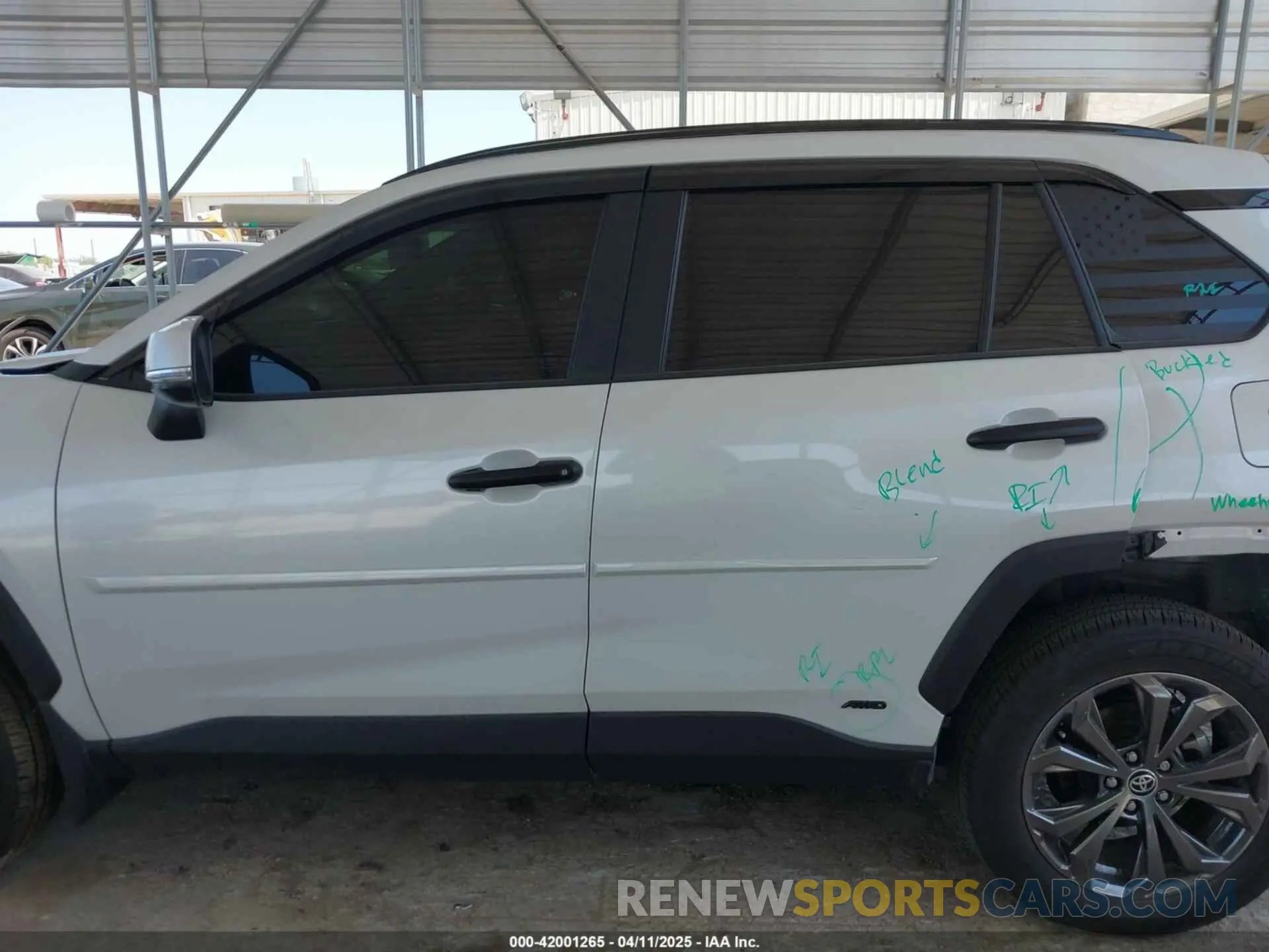 15 Photograph of a damaged car JTMB6RFV7RJ061562 TOYOTA RAV4 HYBRID 2024