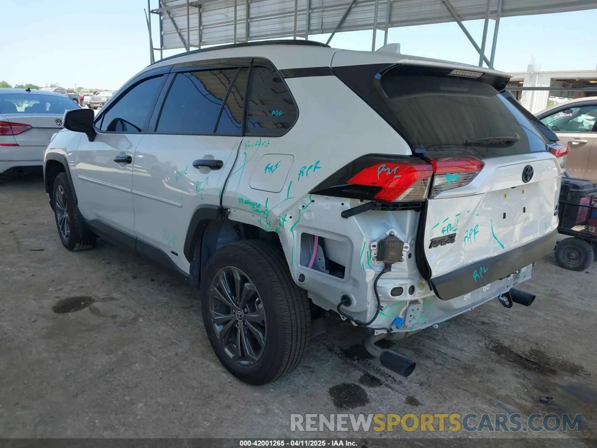 3 Photograph of a damaged car JTMB6RFV7RJ061562 TOYOTA RAV4 HYBRID 2024