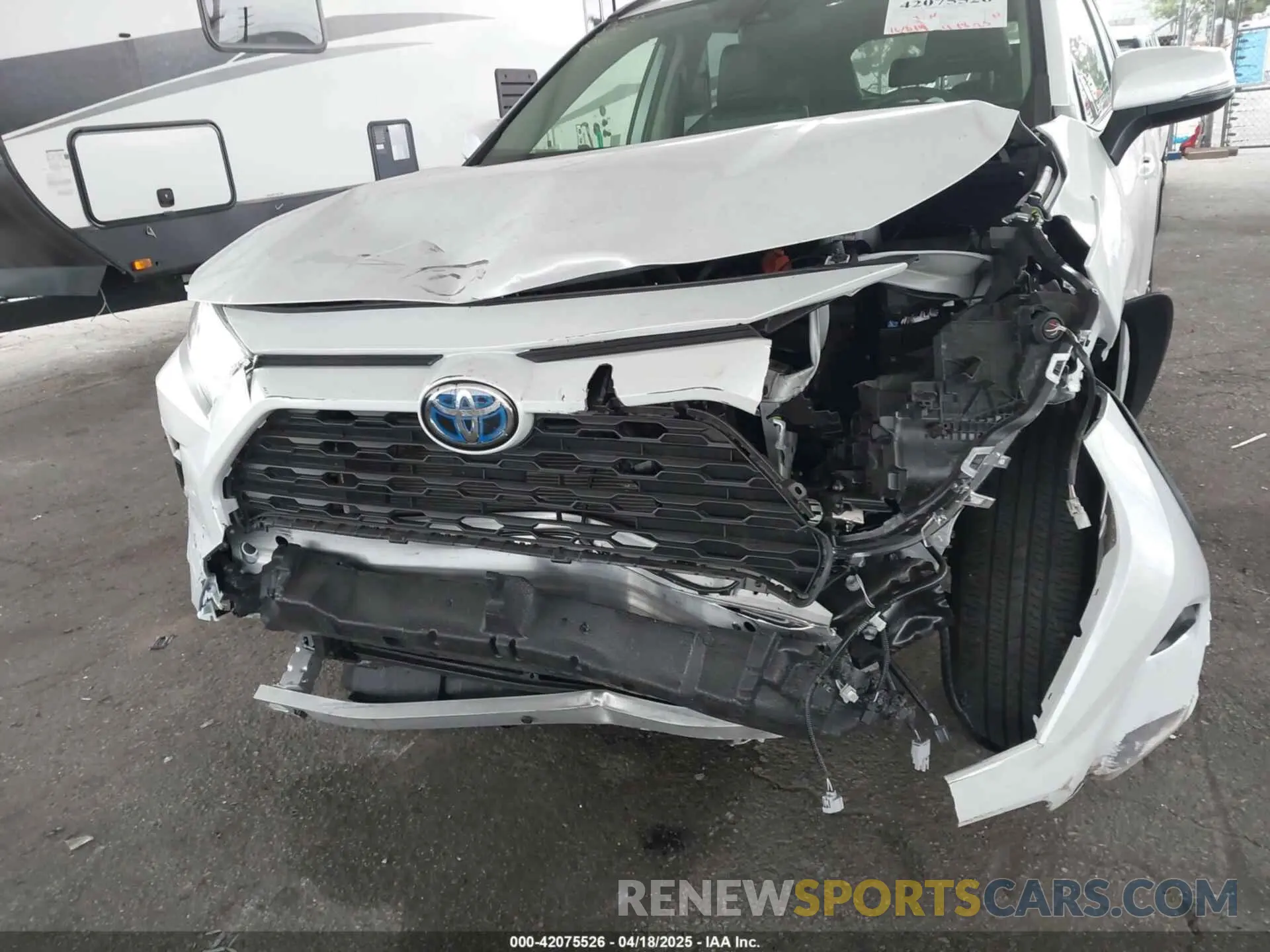 6 Photograph of a damaged car JTMB6RFV8RD130824 TOYOTA RAV4 HYBRID 2024
