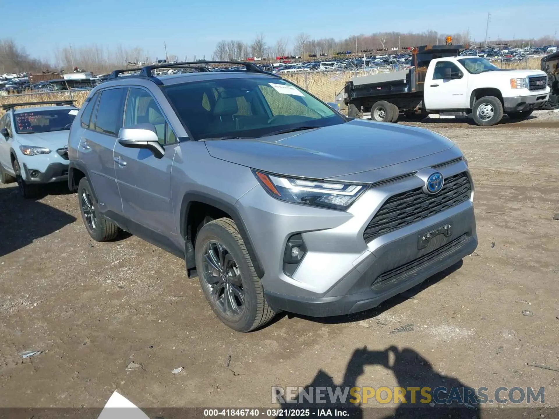 1 Photograph of a damaged car JTMB6RFV8RD134274 TOYOTA RAV4 HYBRID 2024