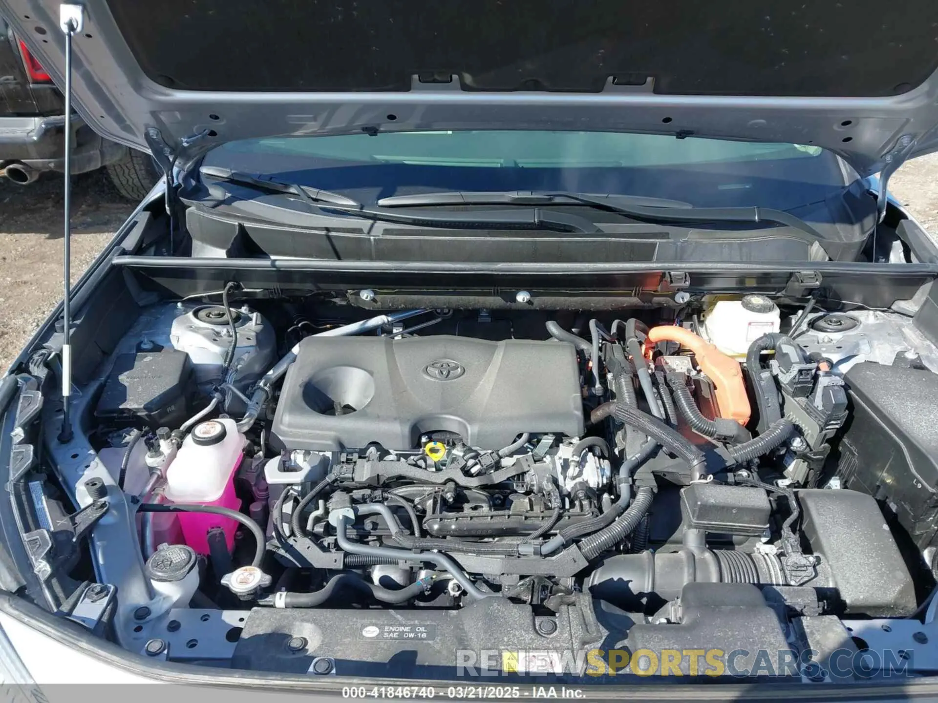 10 Photograph of a damaged car JTMB6RFV8RD134274 TOYOTA RAV4 HYBRID 2024