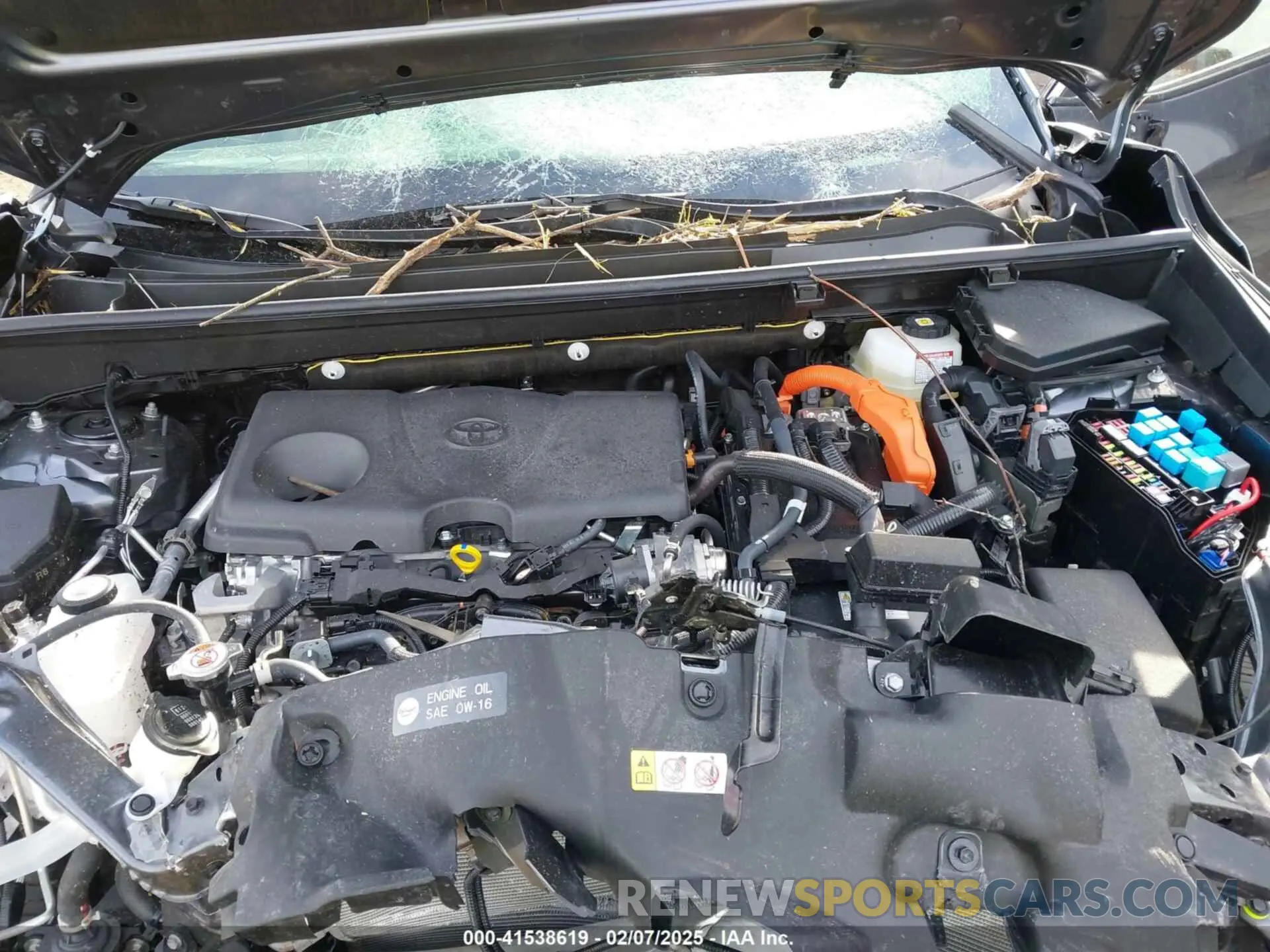 10 Photograph of a damaged car JTMB6RFV8RD151477 TOYOTA RAV4 HYBRID 2024