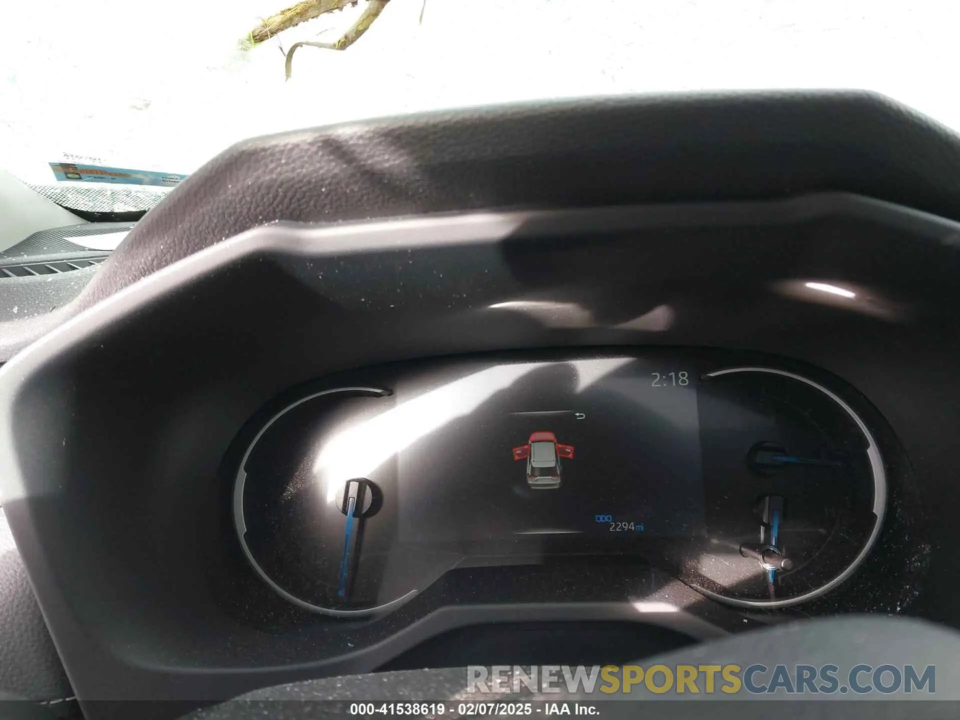 7 Photograph of a damaged car JTMB6RFV8RD151477 TOYOTA RAV4 HYBRID 2024