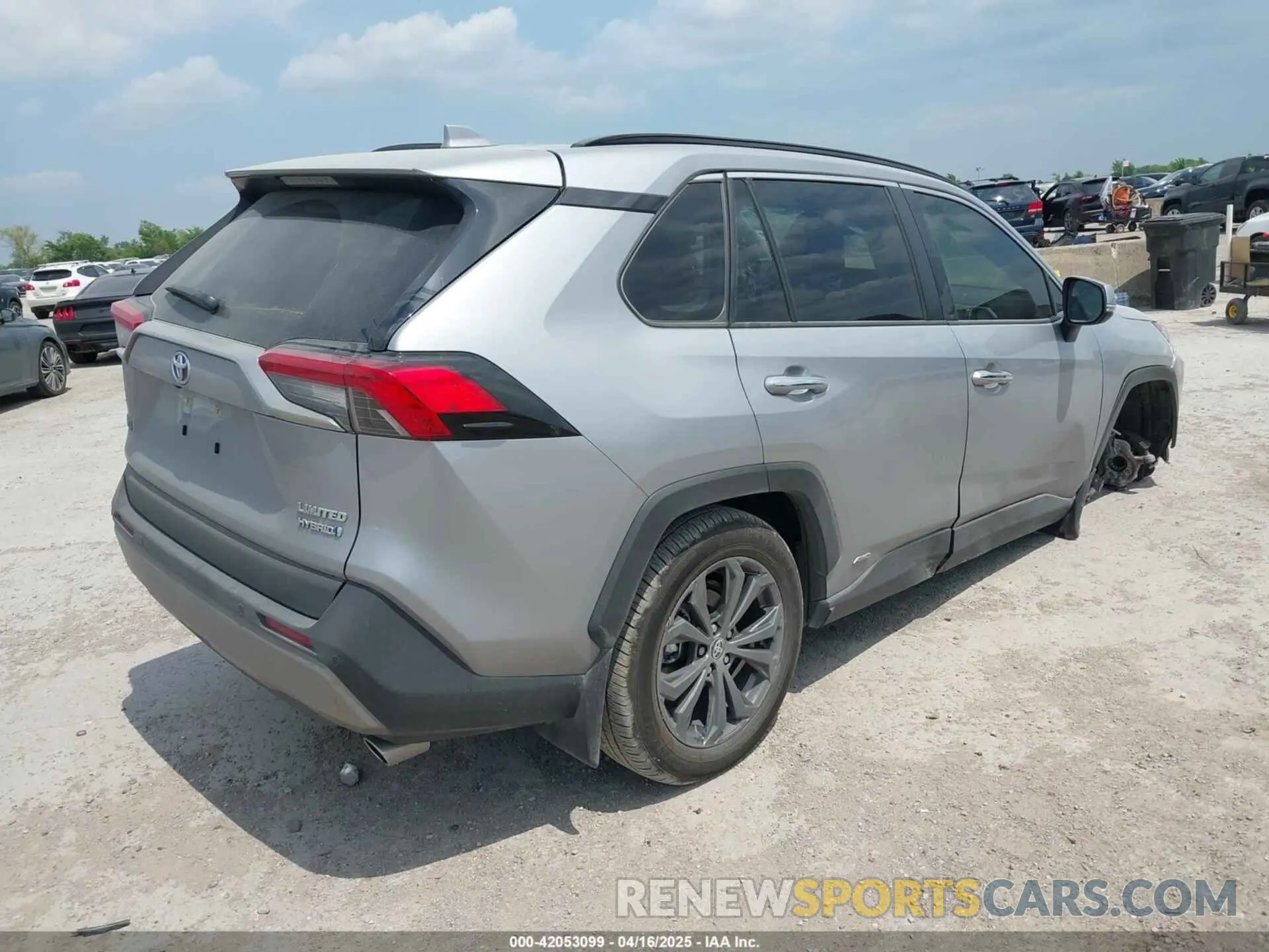 4 Photograph of a damaged car JTMD6RFV1RD149112 TOYOTA RAV4 HYBRID 2024