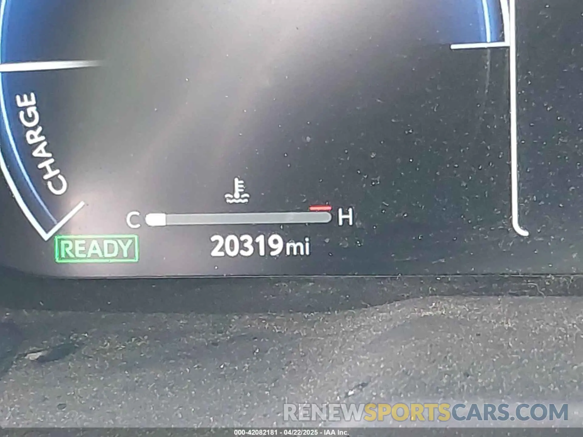 15 Photograph of a damaged car JTMD6RFV2RJ054091 TOYOTA RAV4 HYBRID 2024