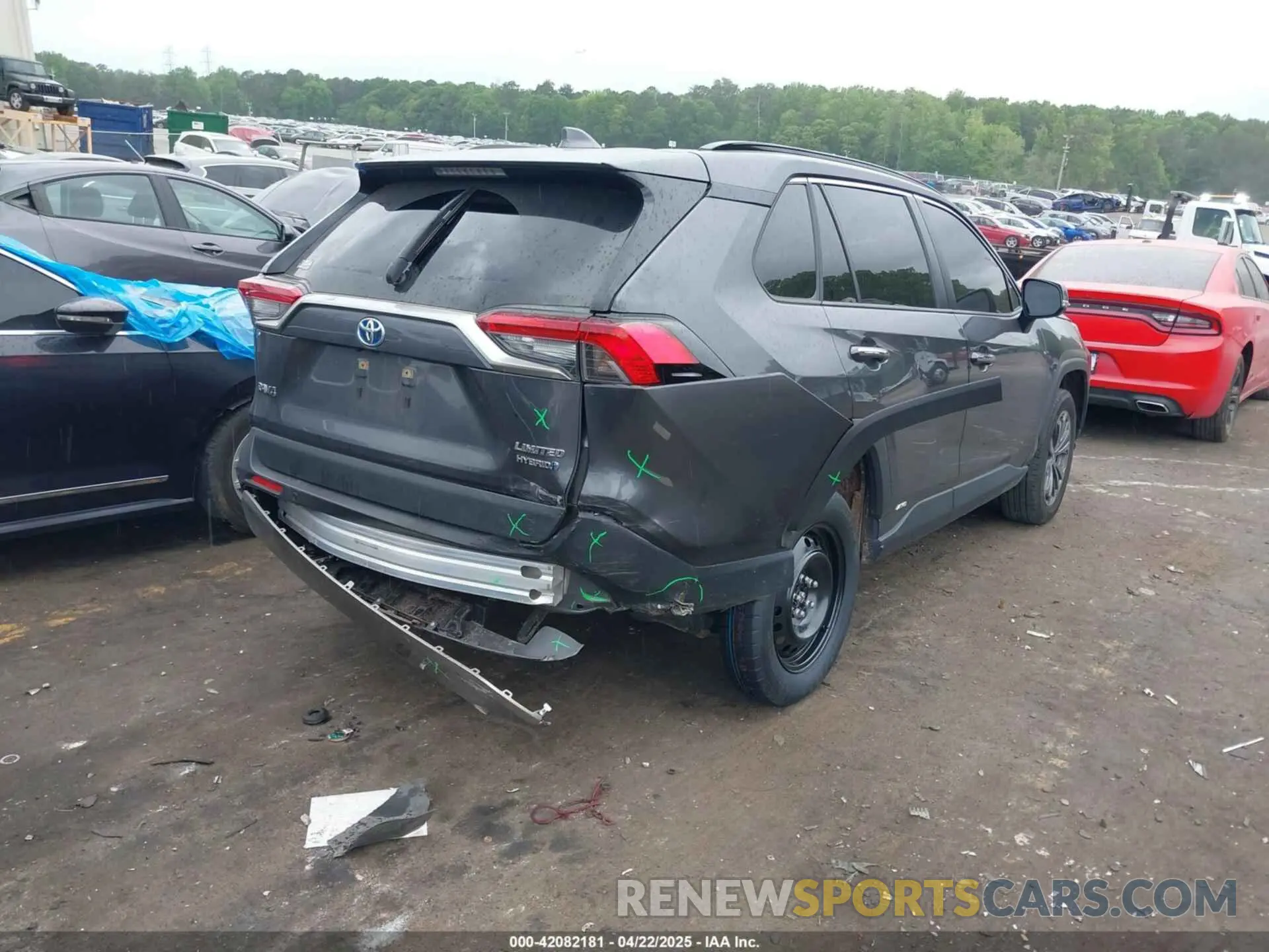 4 Photograph of a damaged car JTMD6RFV2RJ054091 TOYOTA RAV4 HYBRID 2024