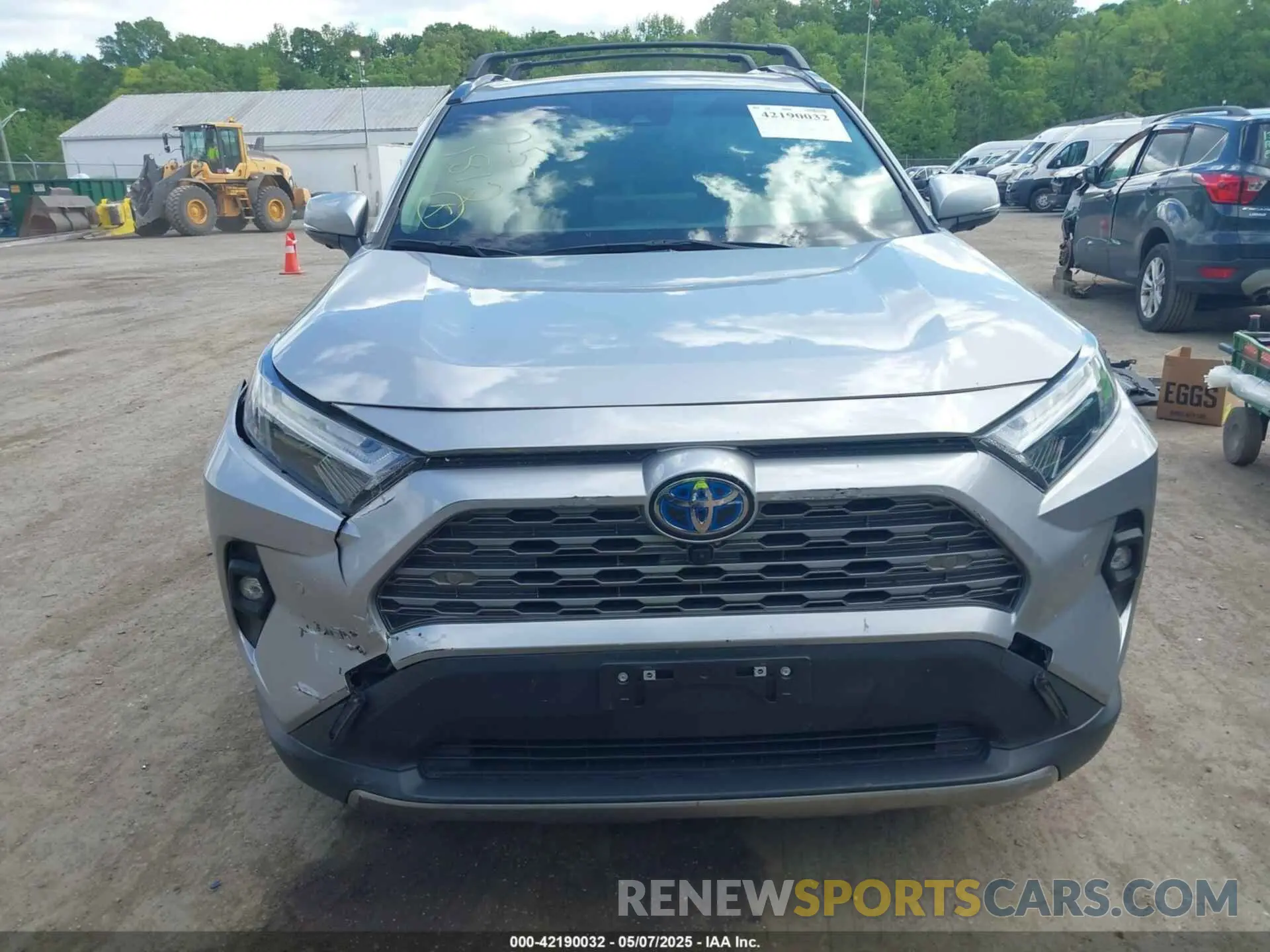 12 Photograph of a damaged car JTMD6RFV6RD128627 TOYOTA RAV4 HYBRID 2024