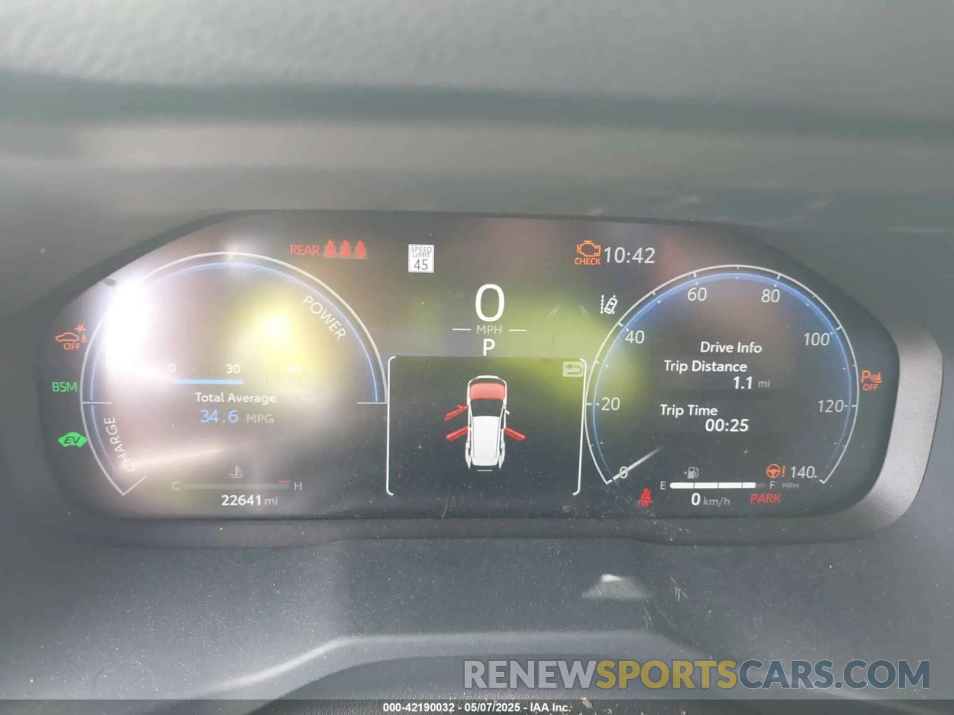 7 Photograph of a damaged car JTMD6RFV6RD128627 TOYOTA RAV4 HYBRID 2024