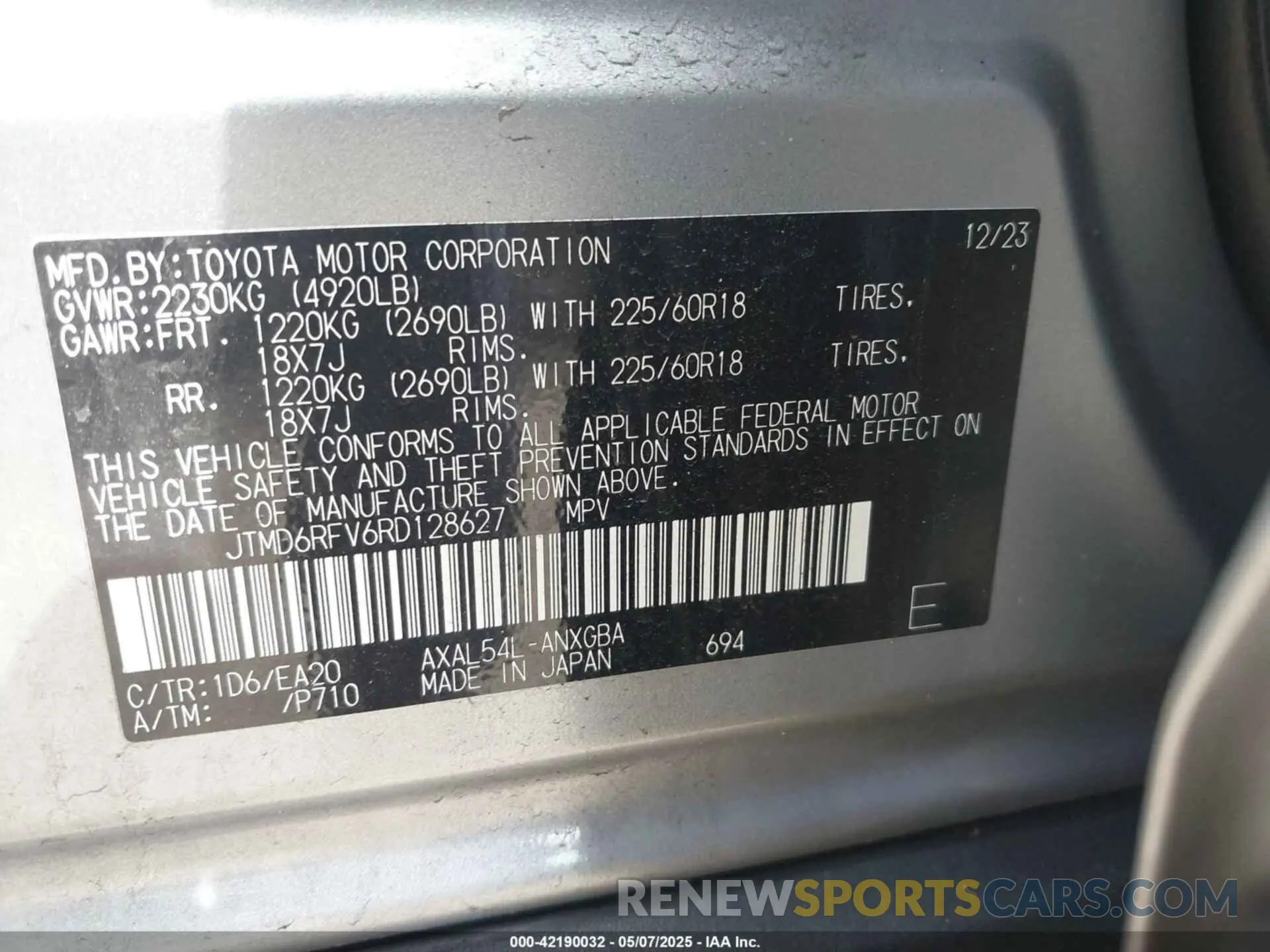 9 Photograph of a damaged car JTMD6RFV6RD128627 TOYOTA RAV4 HYBRID 2024