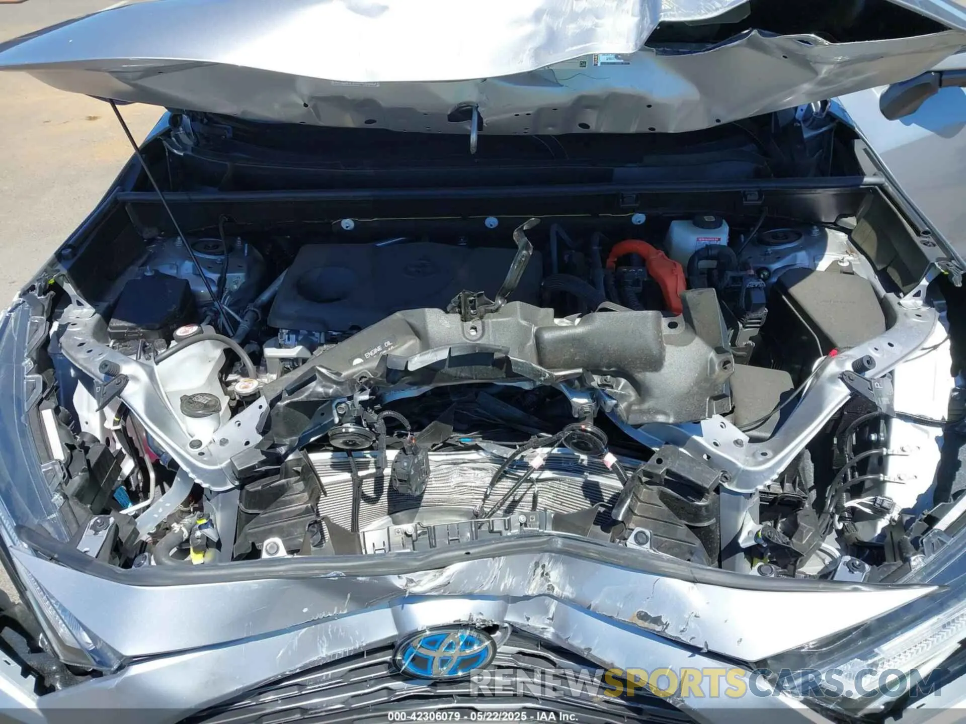 10 Photograph of a damaged car JTMD6RFV6RD136503 TOYOTA RAV4 HYBRID 2024