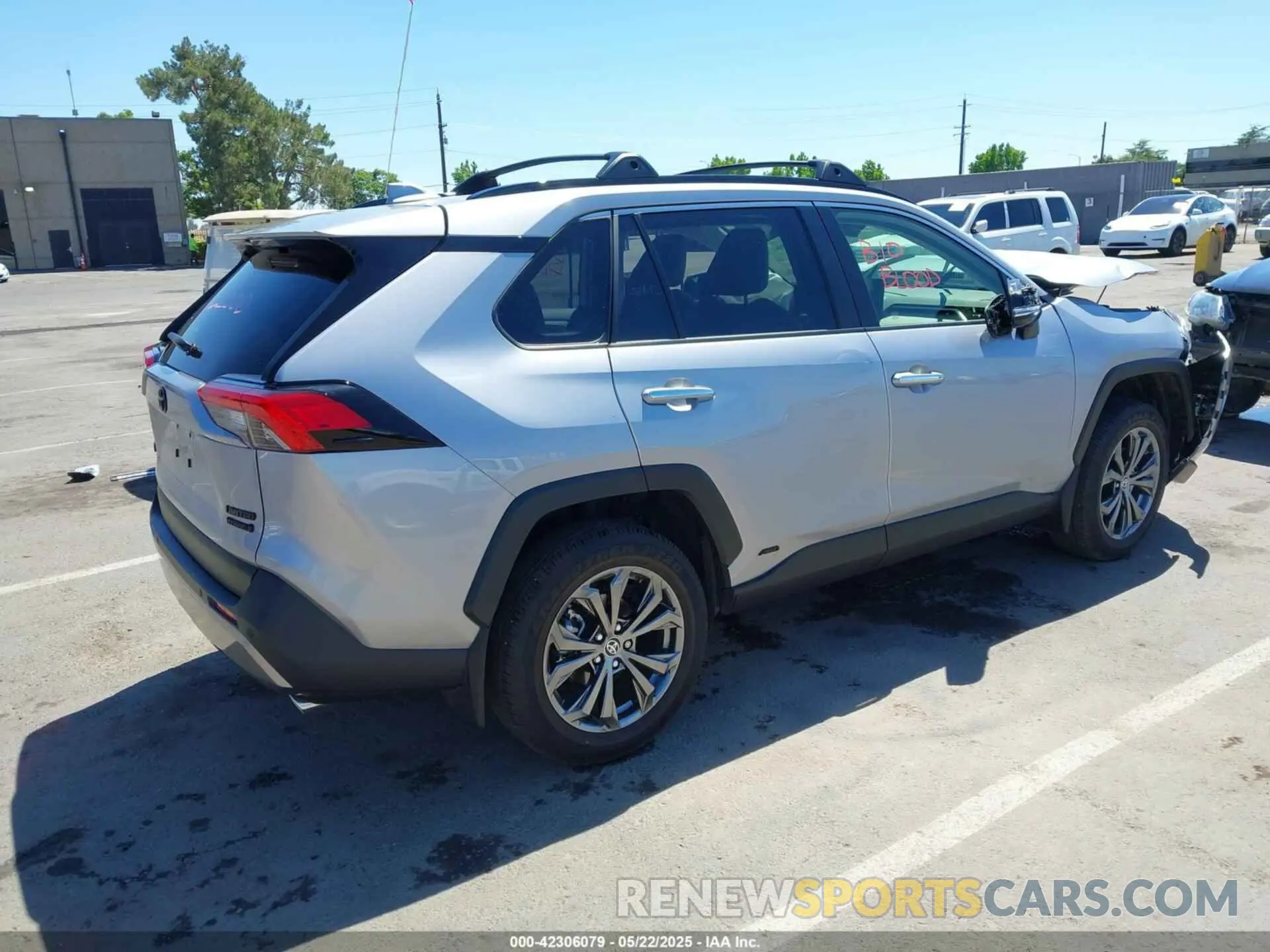 4 Photograph of a damaged car JTMD6RFV6RD136503 TOYOTA RAV4 HYBRID 2024