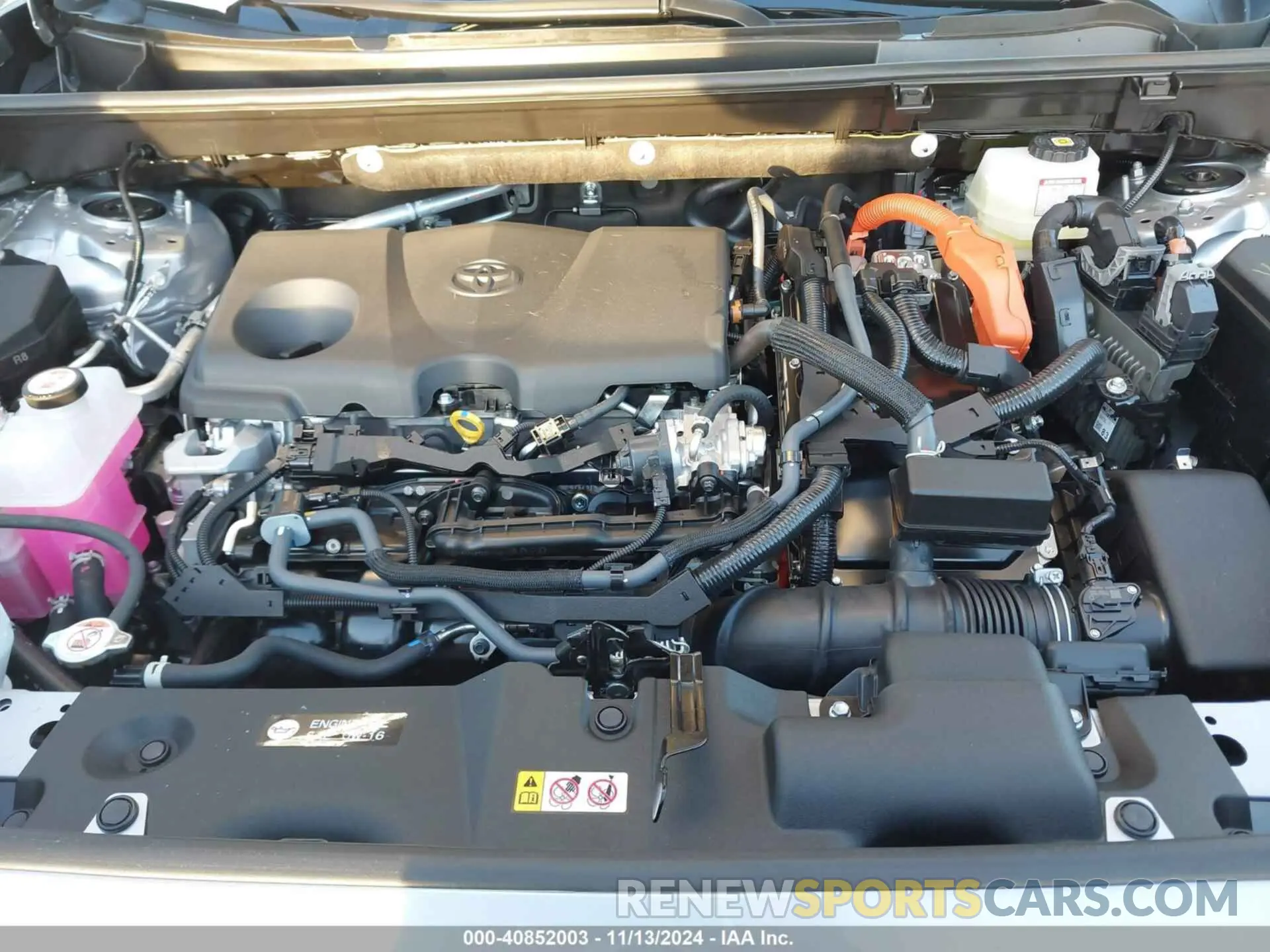 10 Photograph of a damaged car JTMD6RFV8RD566873 TOYOTA RAV4 HYBRID 2024
