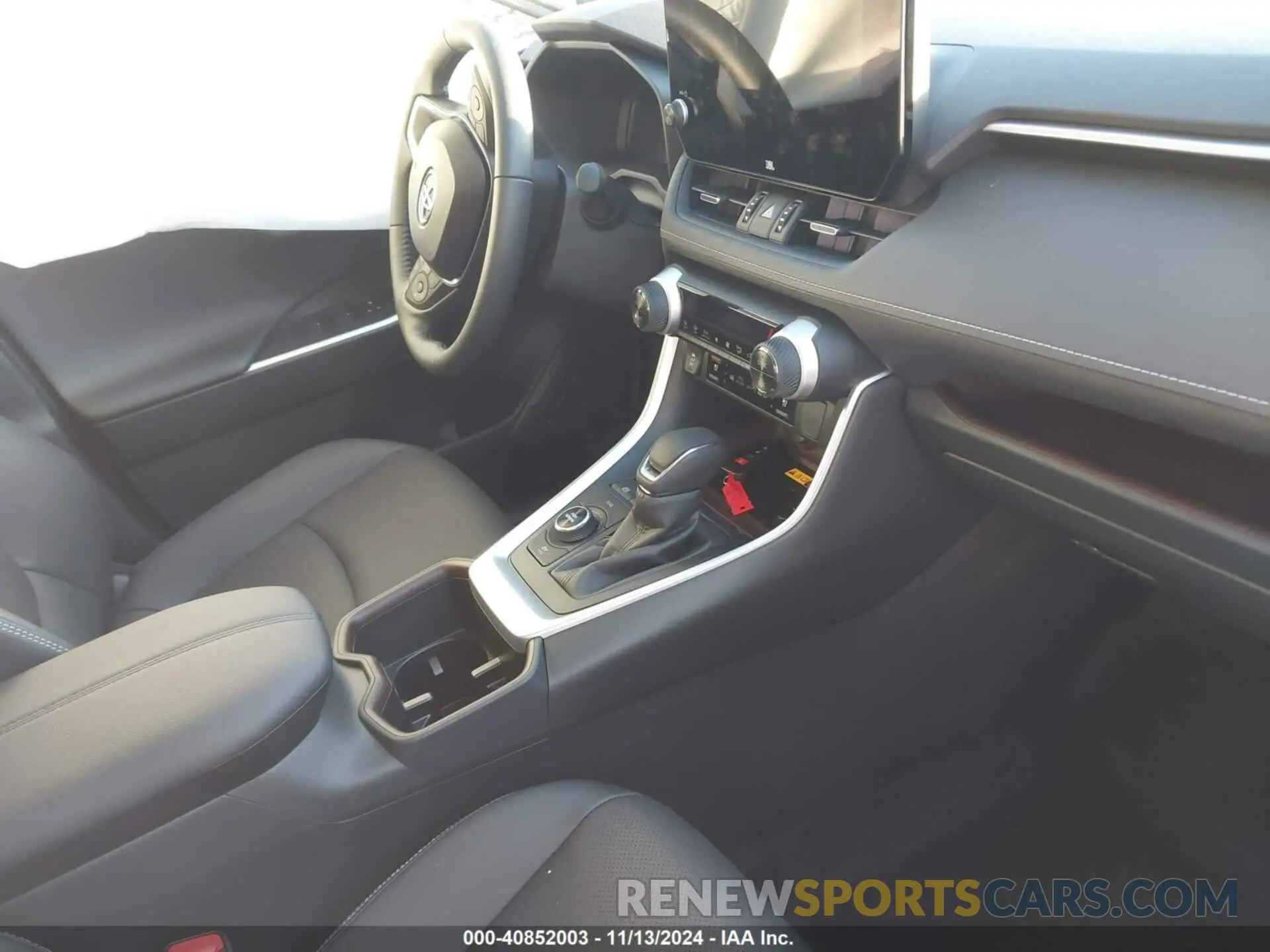 5 Photograph of a damaged car JTMD6RFV8RD566873 TOYOTA RAV4 HYBRID 2024
