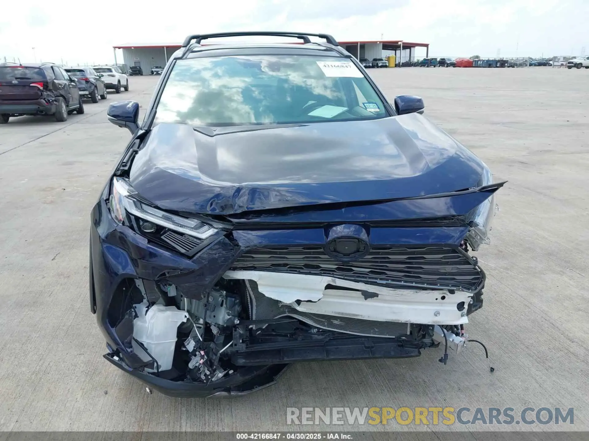 12 Photograph of a damaged car JTMD6RFV9RD128301 TOYOTA RAV4 HYBRID 2024