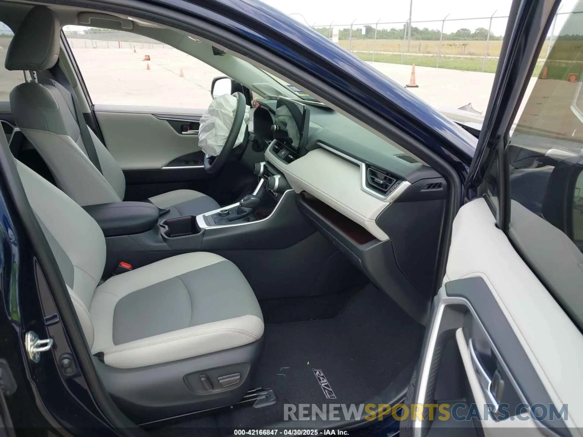 5 Photograph of a damaged car JTMD6RFV9RD128301 TOYOTA RAV4 HYBRID 2024