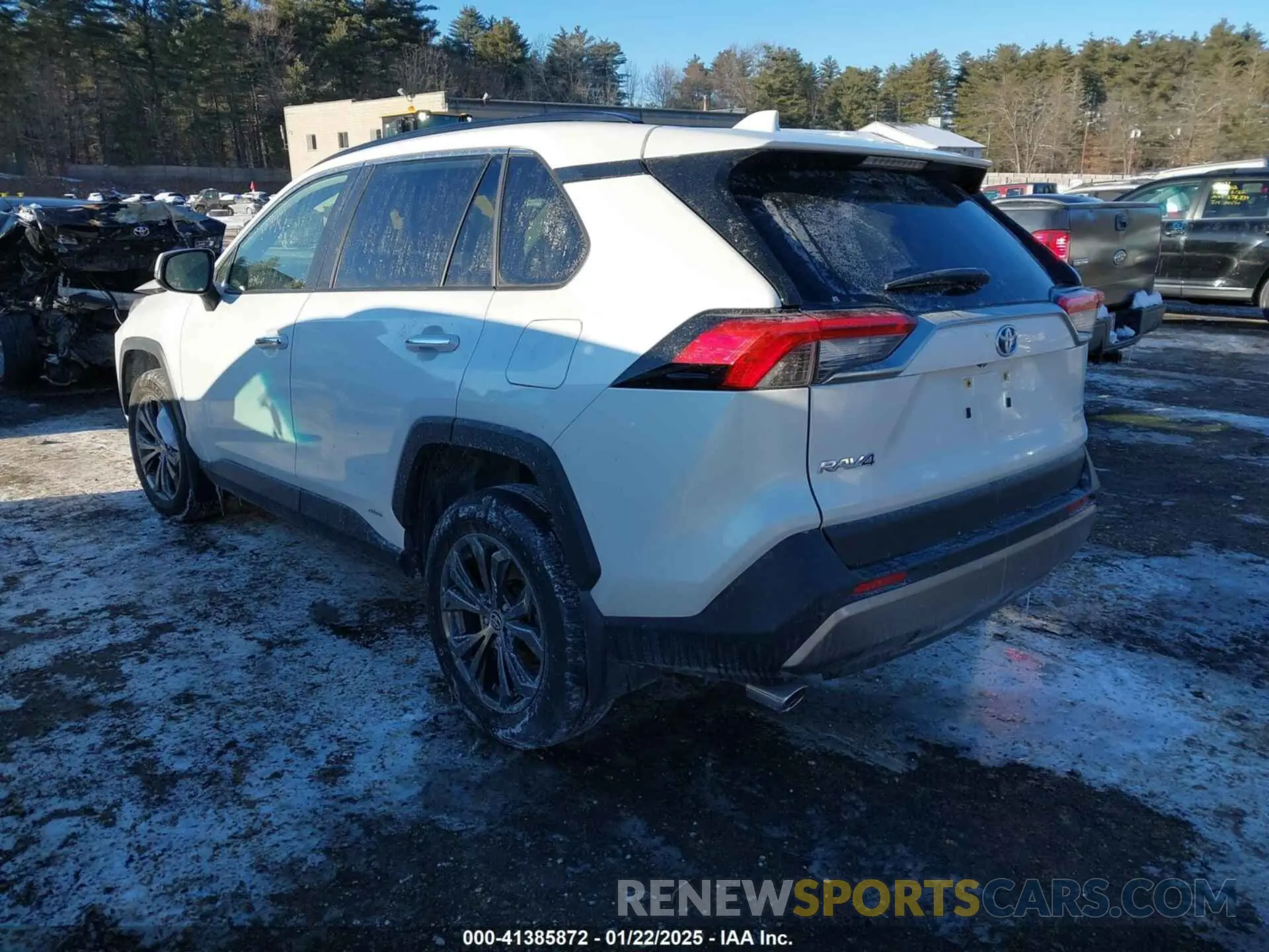 3 Photograph of a damaged car JTMD6RFV9RJ043668 TOYOTA RAV4 HYBRID 2024
