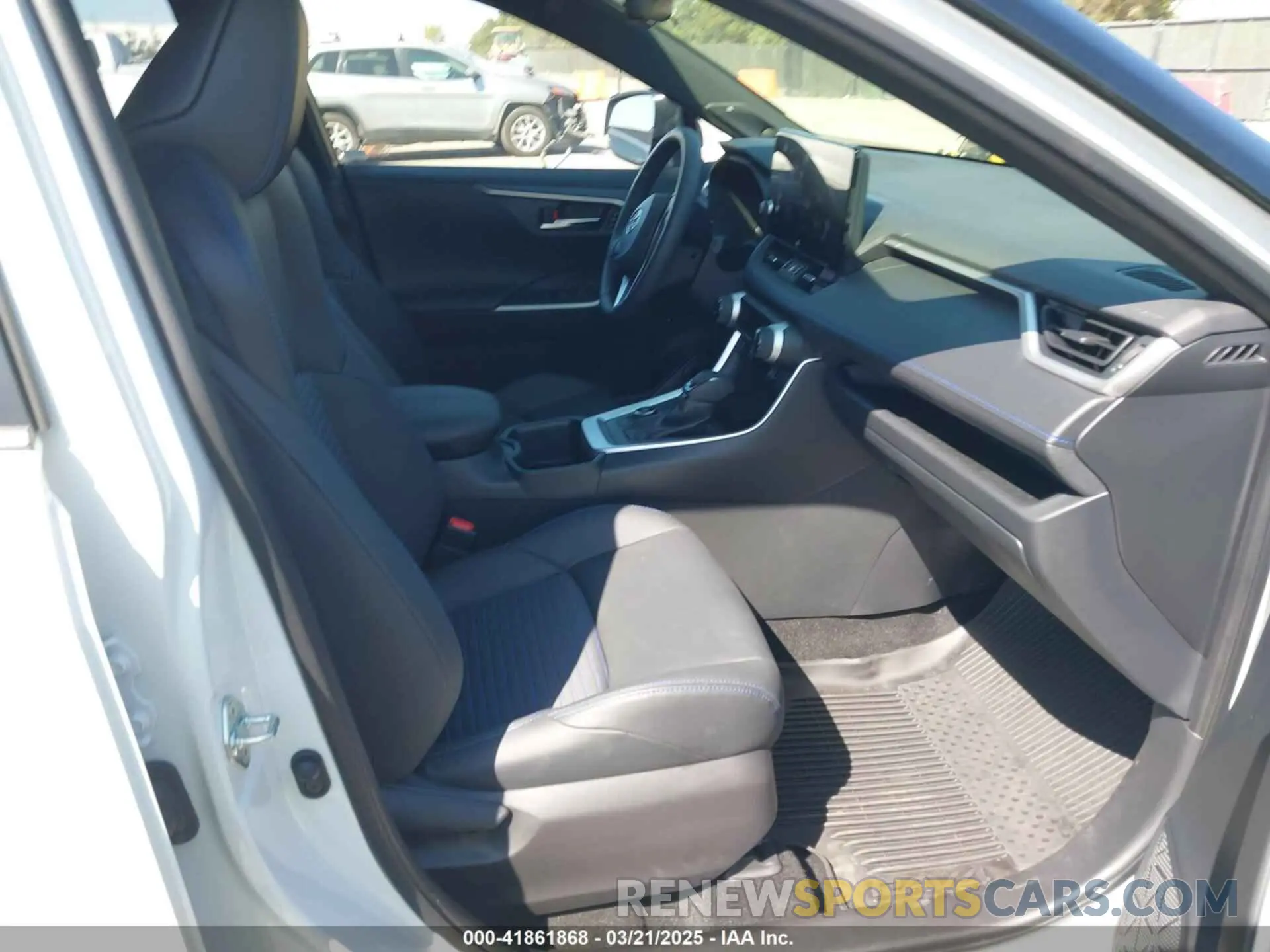 5 Photograph of a damaged car JTME6RFV3RD549984 TOYOTA RAV4 HYBRID 2024