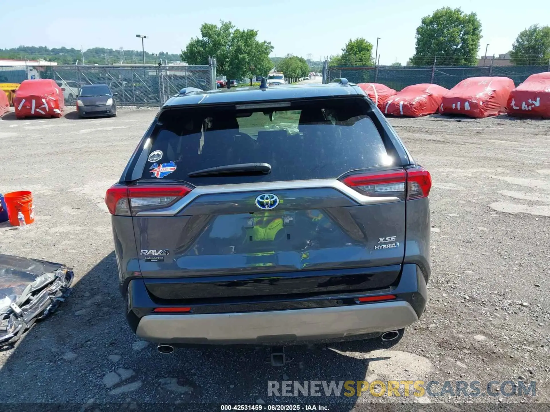 17 Photograph of a damaged car JTME6RFV5RD554443 TOYOTA RAV4 HYBRID 2024