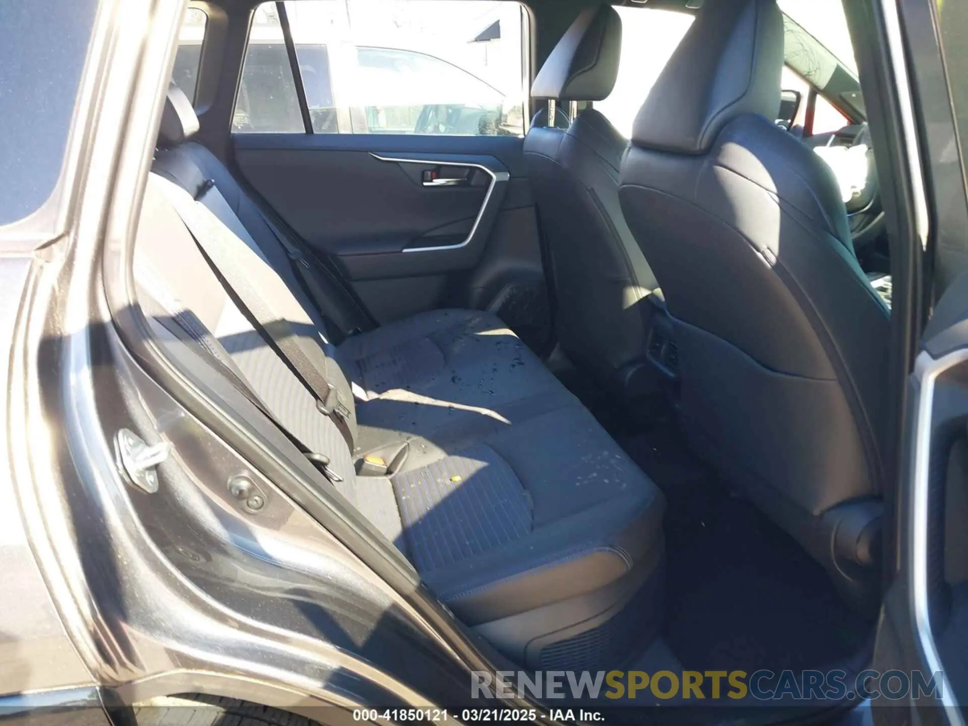 8 Photograph of a damaged car JTME6RFV5RD555138 TOYOTA RAV4 HYBRID 2024
