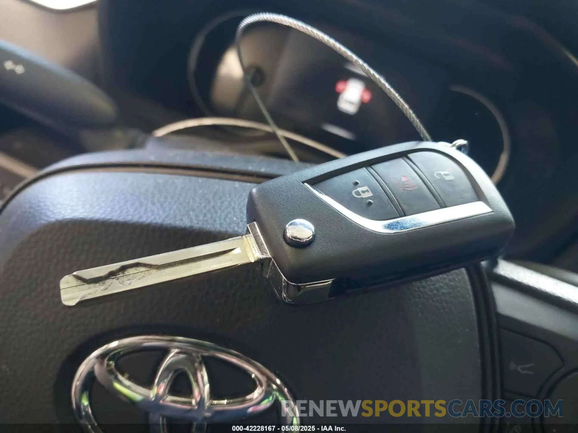 11 Photograph of a damaged car JTMLWRFV6RD211874 TOYOTA RAV4 HYBRID 2024