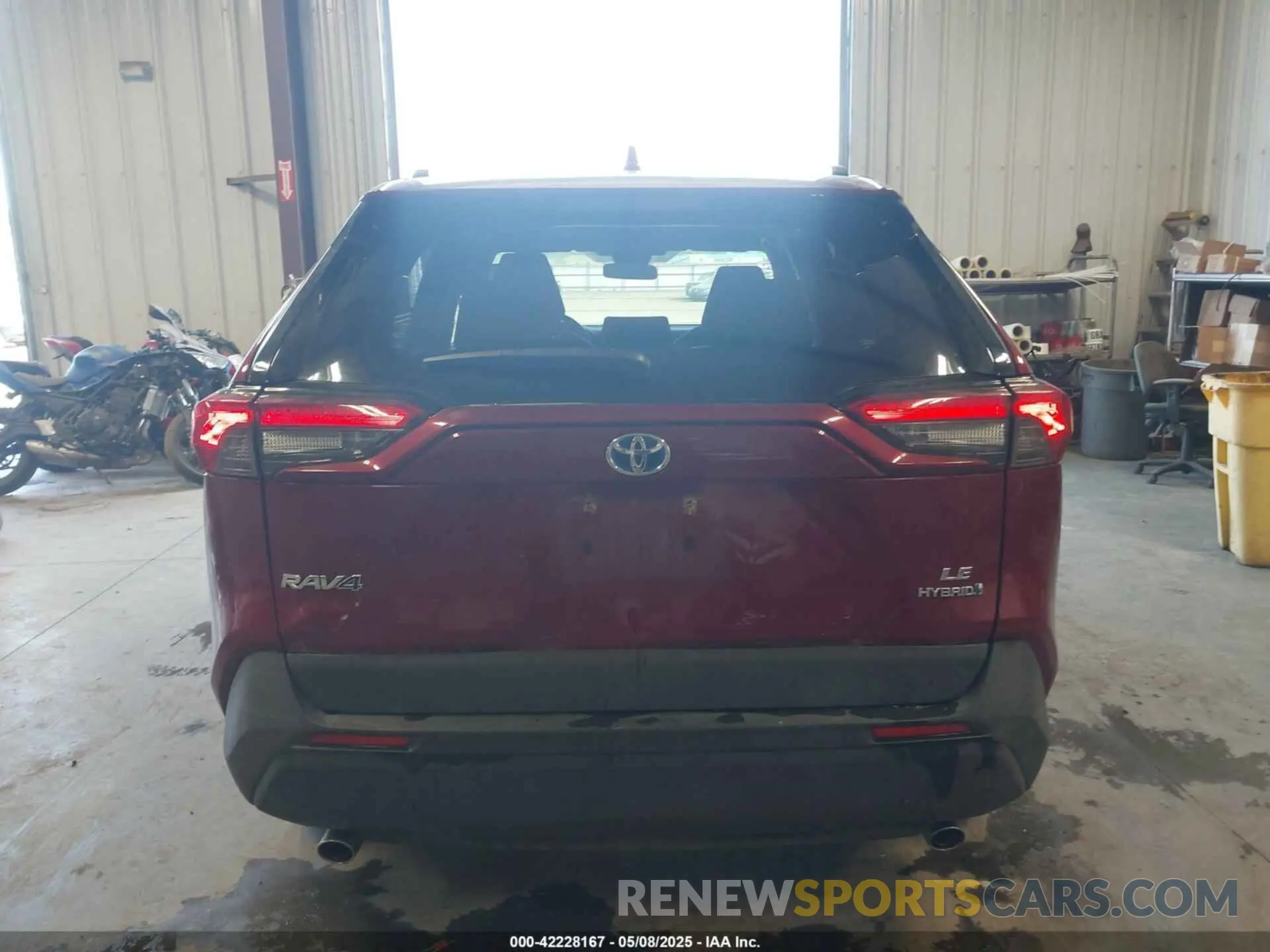 17 Photograph of a damaged car JTMLWRFV6RD211874 TOYOTA RAV4 HYBRID 2024