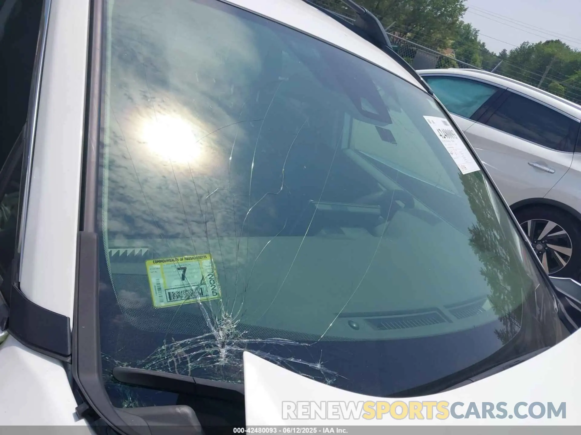 18 Photograph of a damaged car JTMMWRFV0RD243689 TOYOTA RAV4 HYBRID 2024