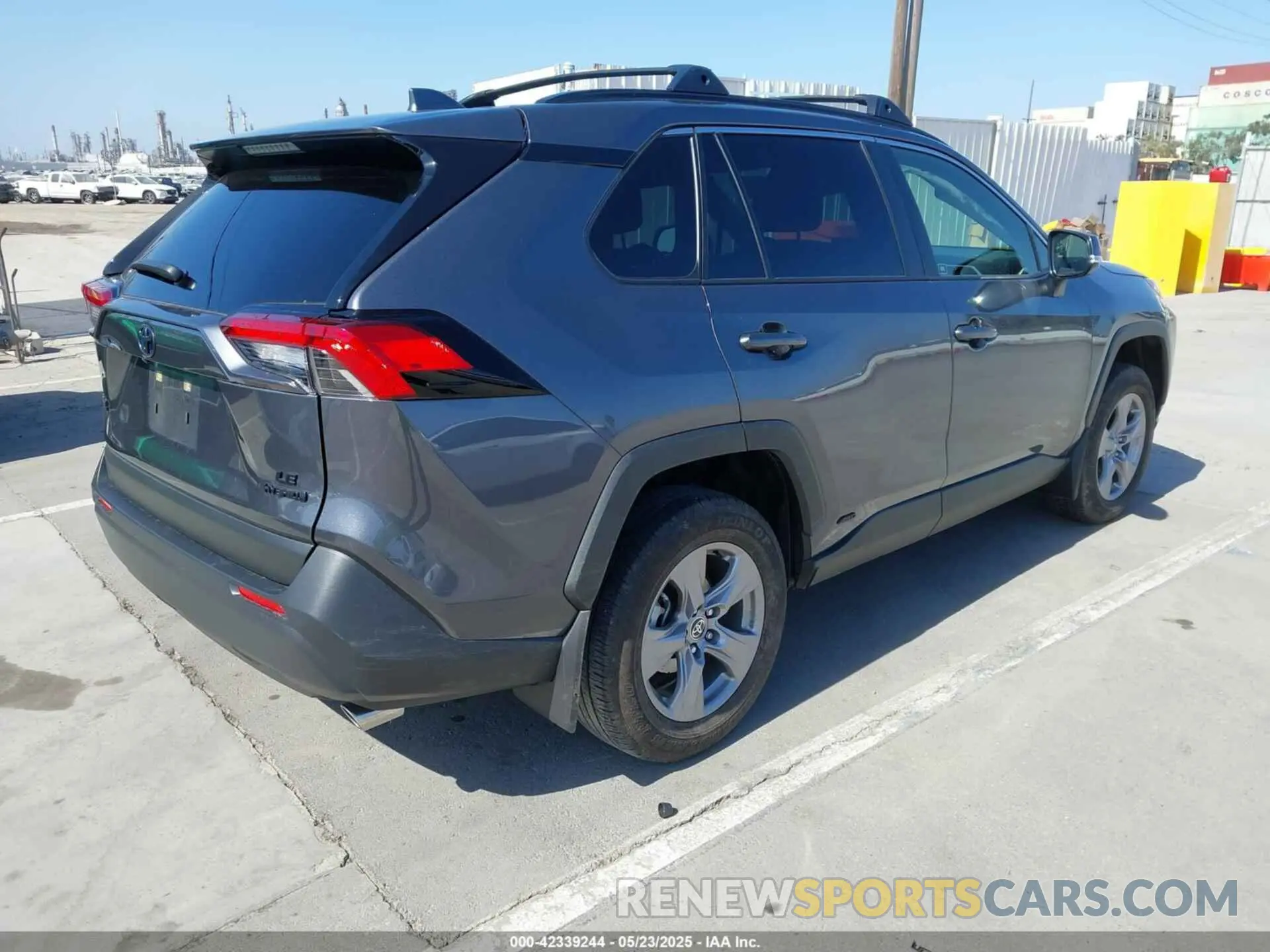 4 Photograph of a damaged car JTMMWRFV0RD248035 TOYOTA RAV4 HYBRID 2024