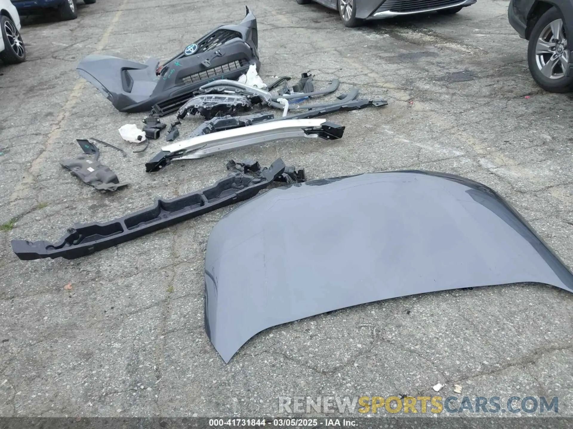12 Photograph of a damaged car JTMMWRFV7RD257833 TOYOTA RAV4 HYBRID 2024