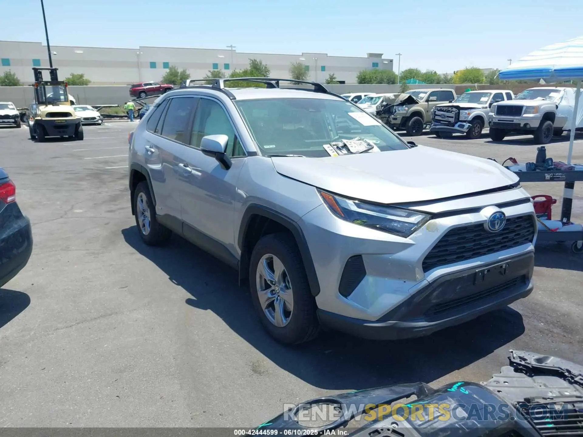 1 Photograph of a damaged car JTMMWRFV8RD241382 TOYOTA RAV4 HYBRID 2024